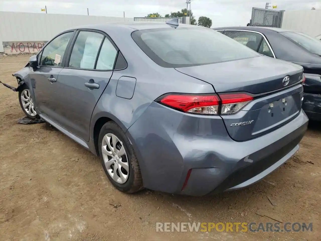 3 Photograph of a damaged car 5YFEPMAE9NP317954 TOYOTA COROLLA 2022