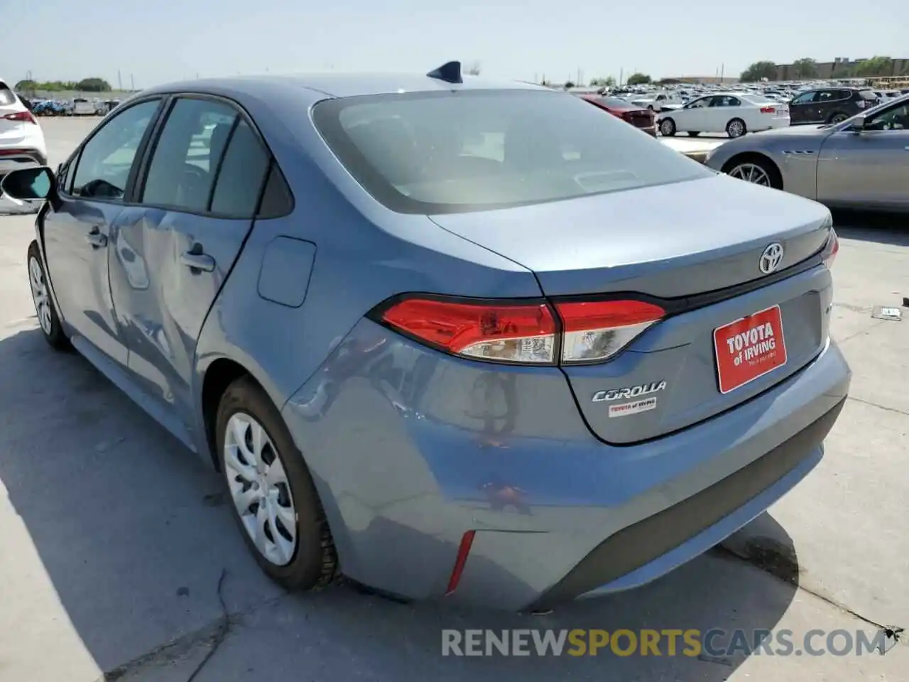 3 Photograph of a damaged car 5YFEPMAE9NP319543 TOYOTA COROLLA 2022