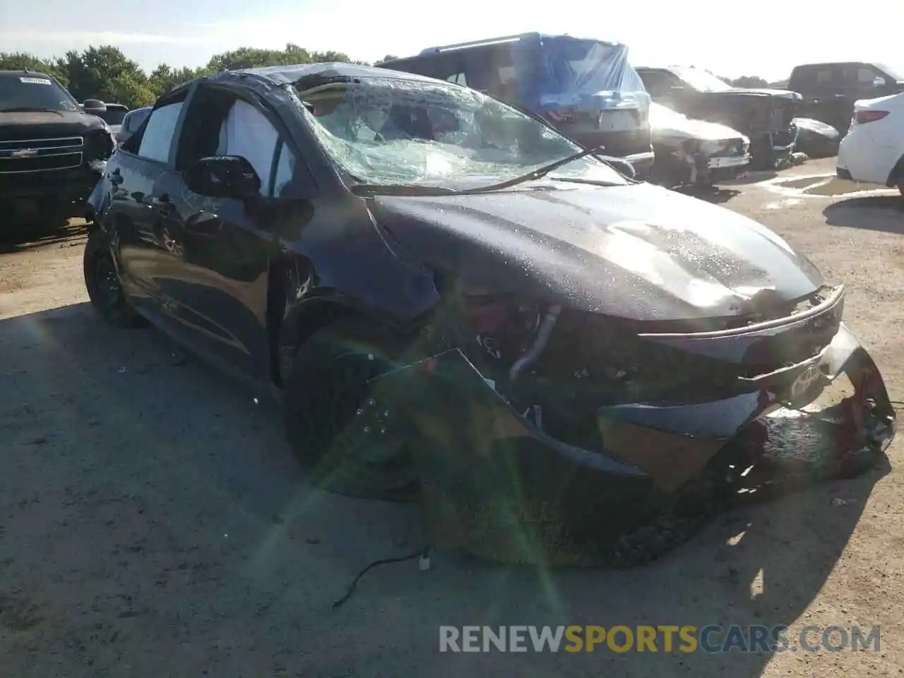 1 Photograph of a damaged car 5YFEPMAE9NP321230 TOYOTA COROLLA 2022