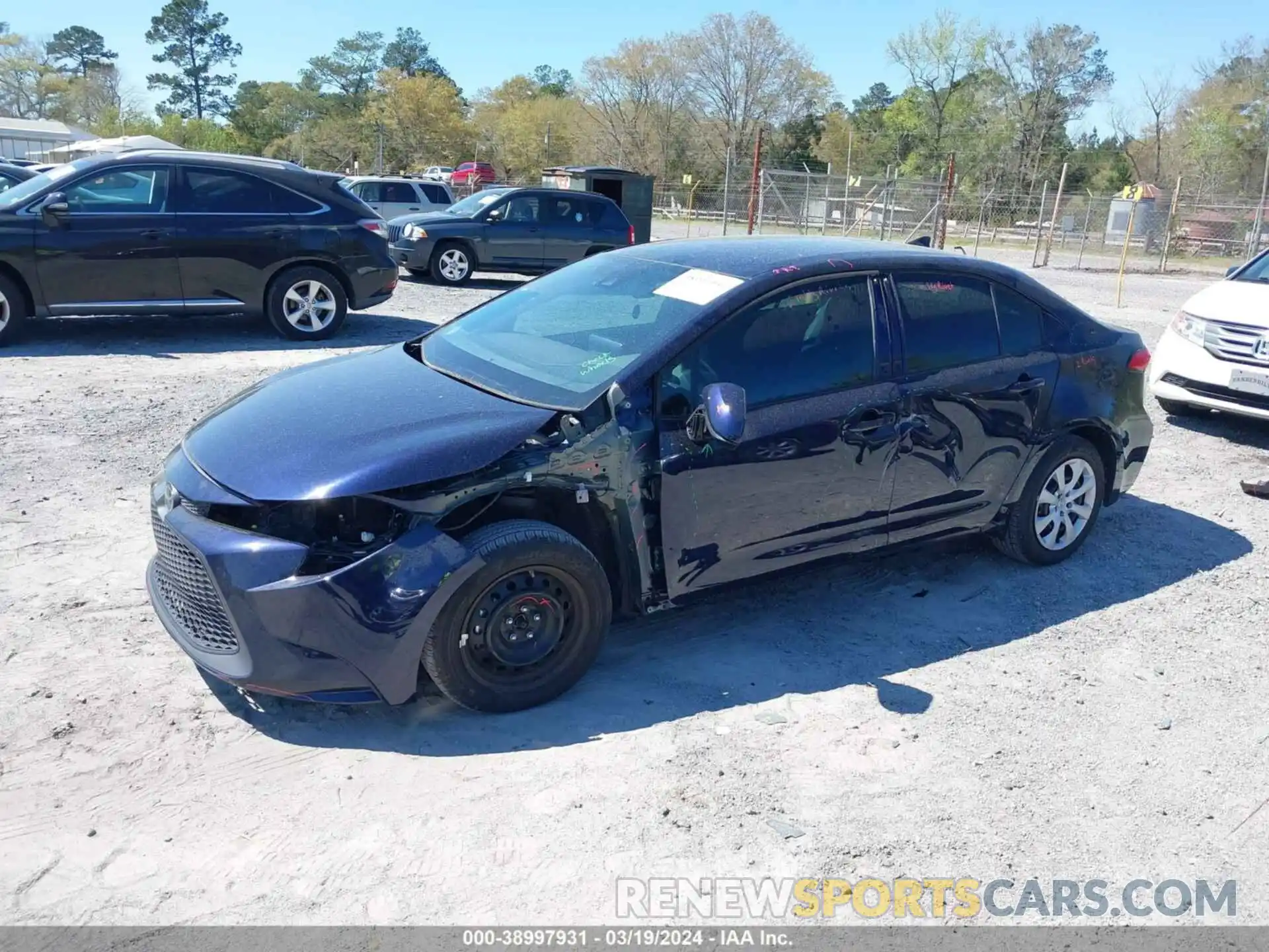 2 Photograph of a damaged car 5YFEPMAE9NP323608 TOYOTA COROLLA 2022