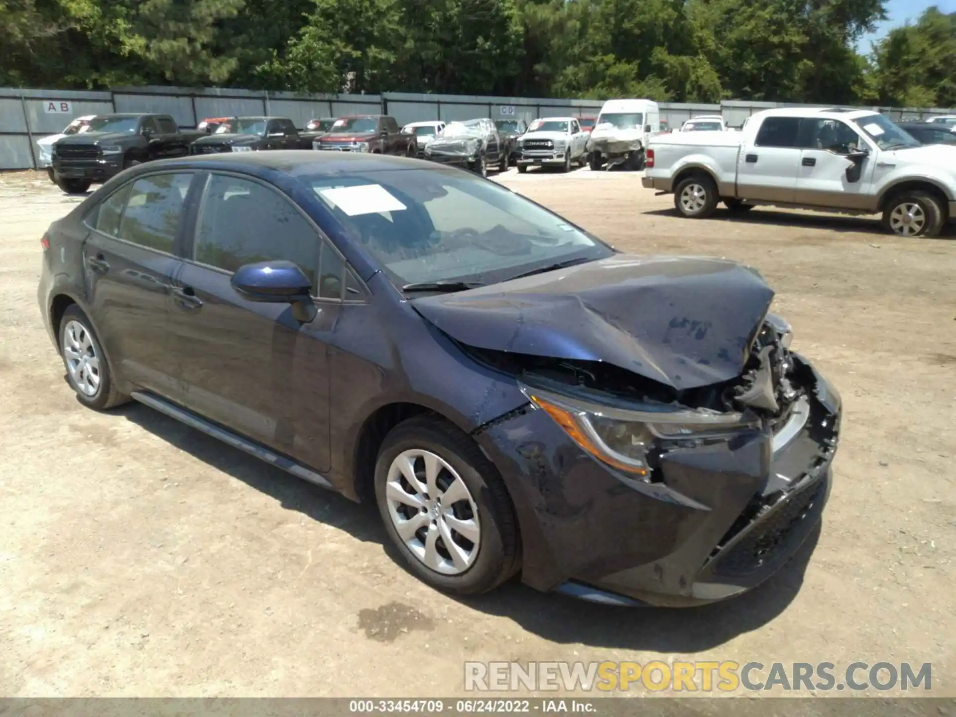 1 Photograph of a damaged car 5YFEPMAE9NP325780 TOYOTA COROLLA 2022