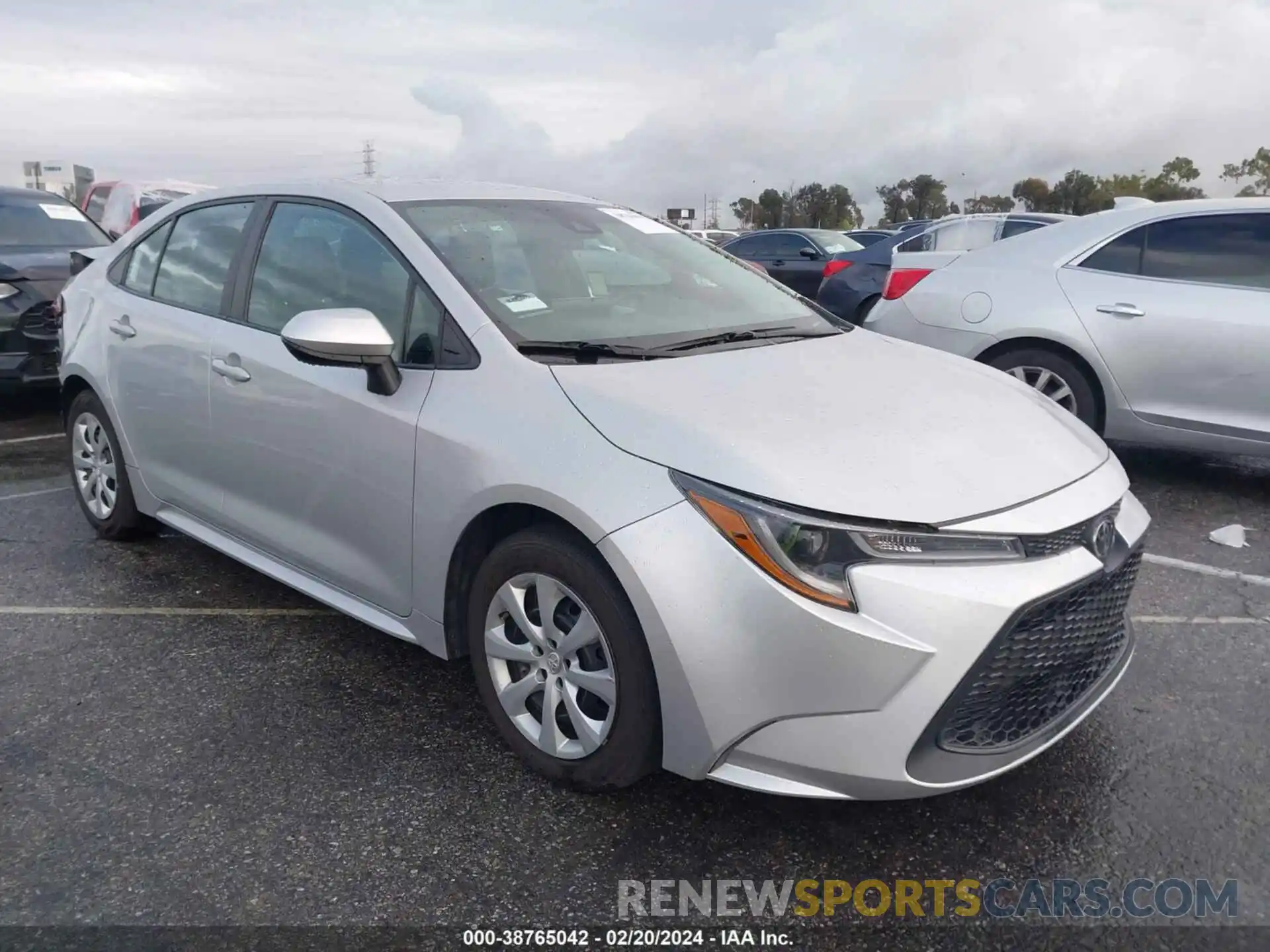 1 Photograph of a damaged car 5YFEPMAE9NP328906 TOYOTA COROLLA 2022