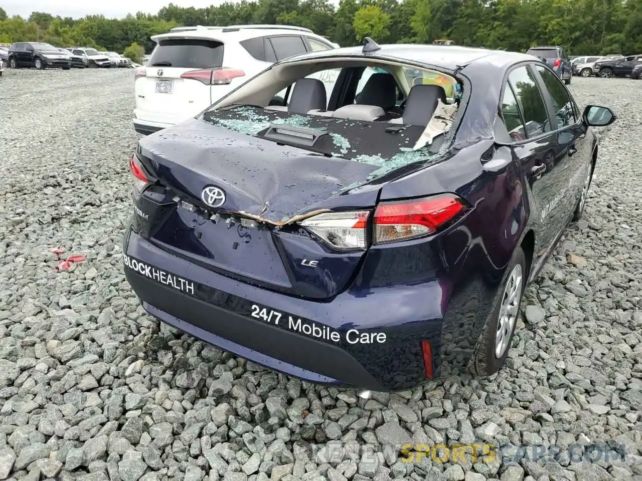 9 Photograph of a damaged car 5YFEPMAE9NP335631 TOYOTA COROLLA 2022