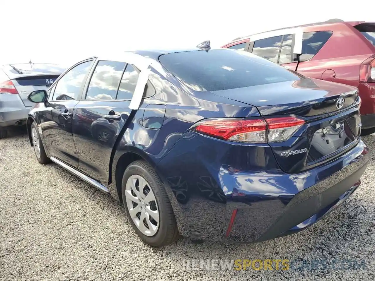 3 Photograph of a damaged car 5YFEPMAE9NP357337 TOYOTA COROLLA 2022