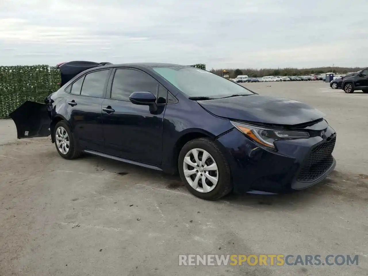 4 Photograph of a damaged car 5YFEPMAE9NP373490 TOYOTA COROLLA 2022