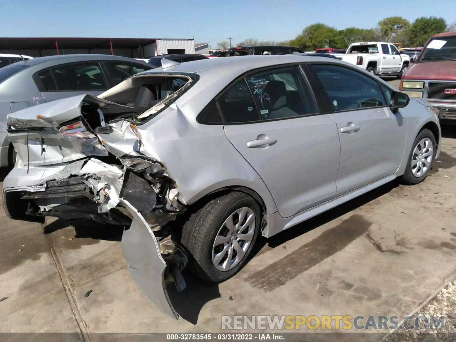 4 Photograph of a damaged car 5YFEPMAEXNP272006 TOYOTA COROLLA 2022