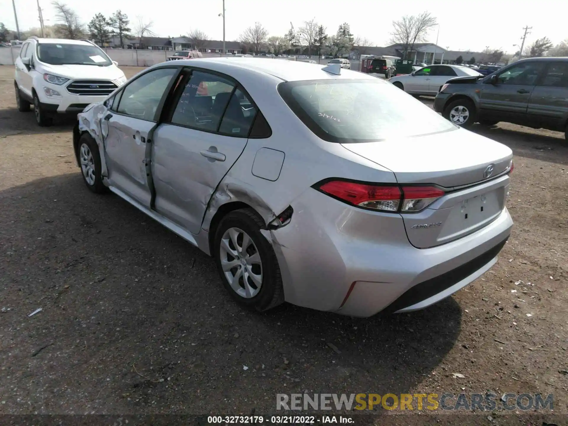 3 Photograph of a damaged car 5YFEPMAEXNP272961 TOYOTA COROLLA 2022