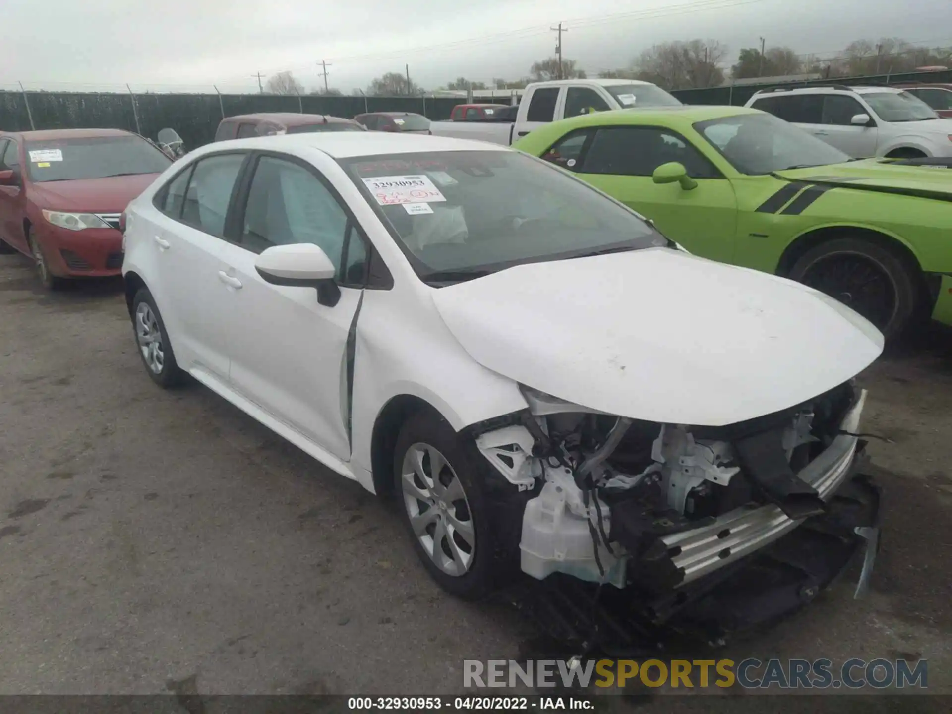 1 Photograph of a damaged car 5YFEPMAEXNP273124 TOYOTA COROLLA 2022