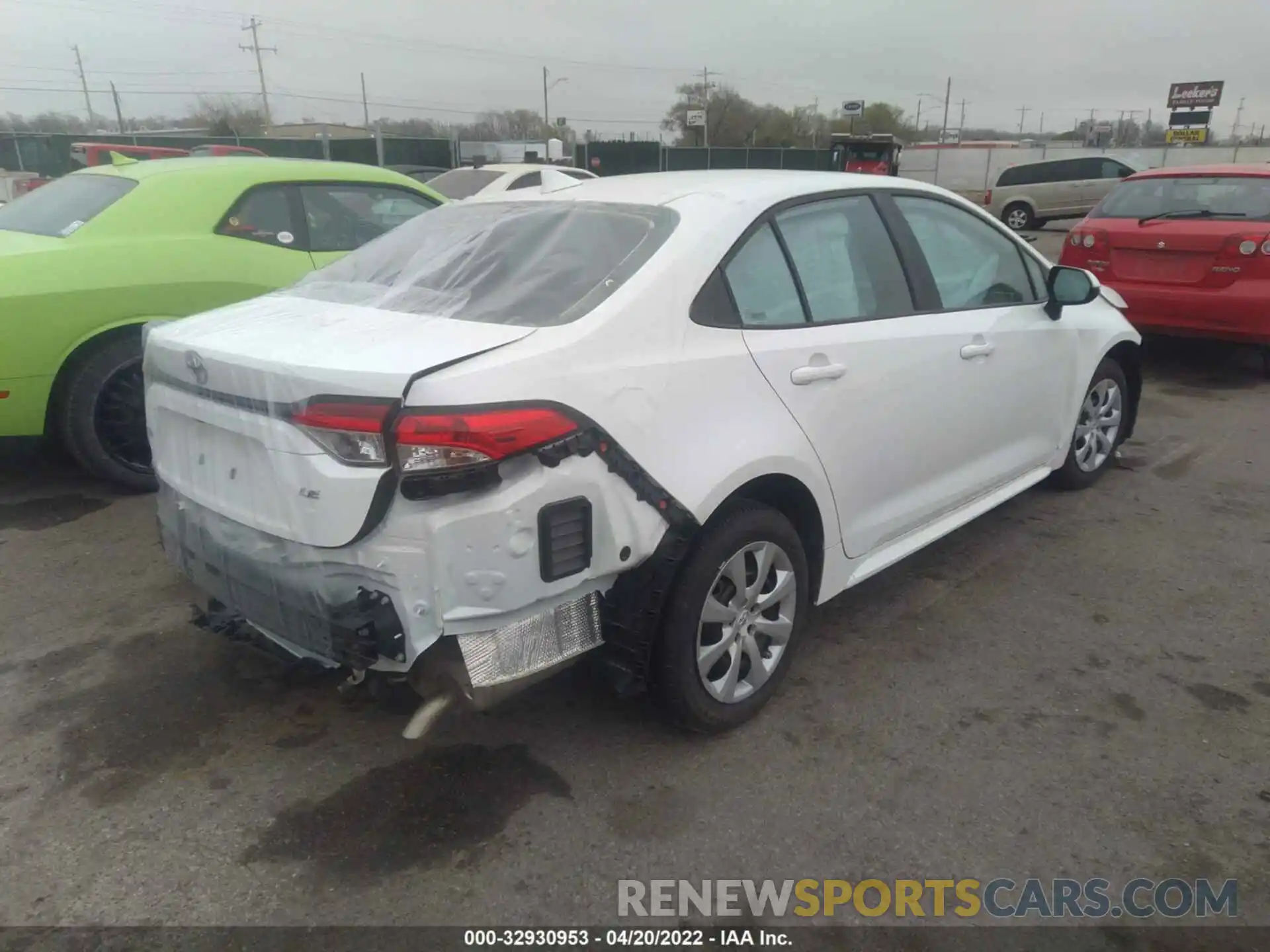 4 Photograph of a damaged car 5YFEPMAEXNP273124 TOYOTA COROLLA 2022