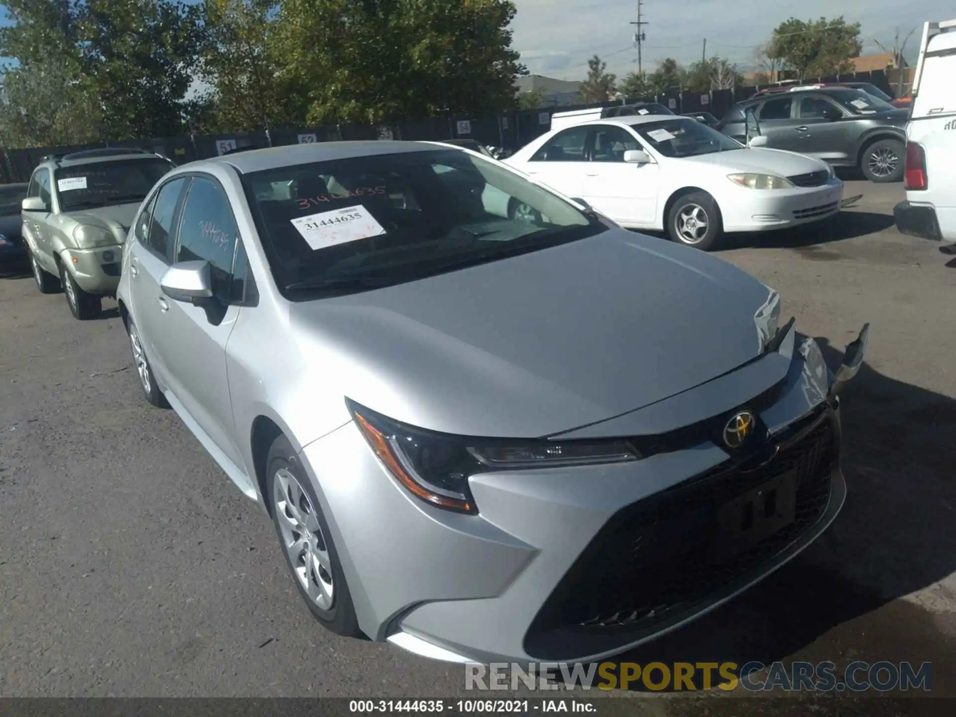 1 Photograph of a damaged car 5YFEPMAEXNP275083 TOYOTA COROLLA 2022