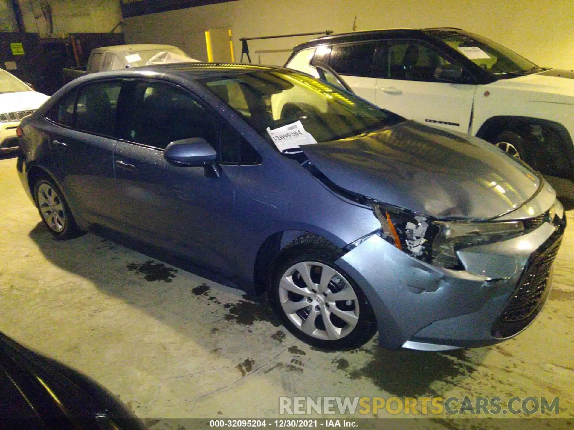 1 Photograph of a damaged car 5YFEPMAEXNP281630 TOYOTA COROLLA 2022