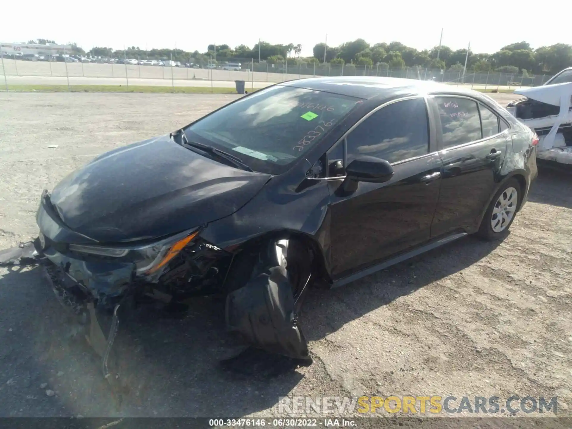 2 Photograph of a damaged car 5YFEPMAEXNP283376 TOYOTA COROLLA 2022