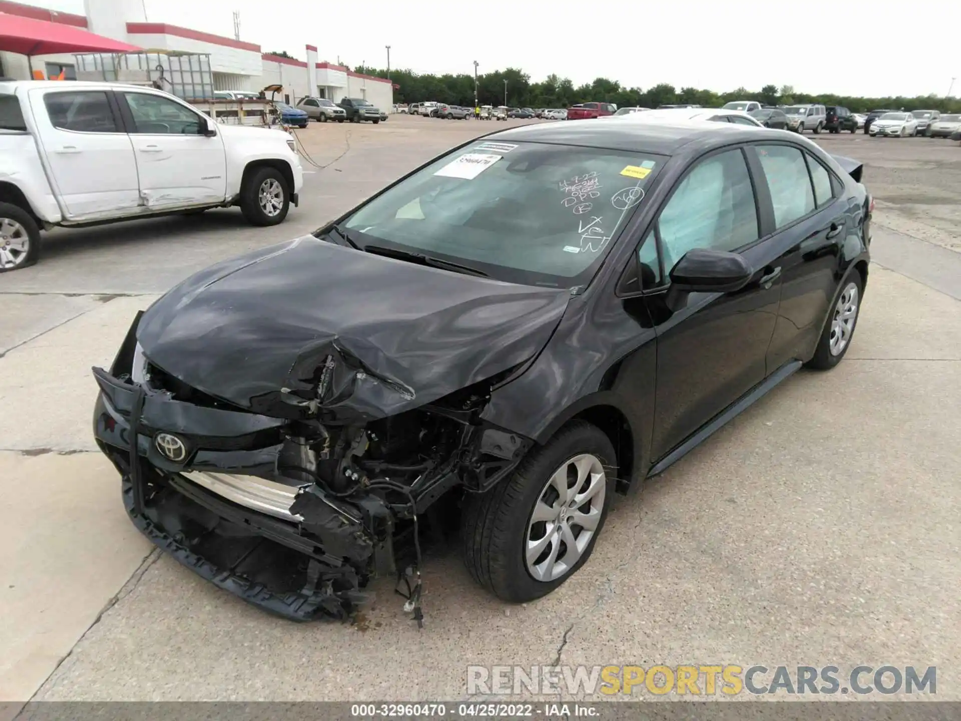 2 Photograph of a damaged car 5YFEPMAEXNP286617 TOYOTA COROLLA 2022