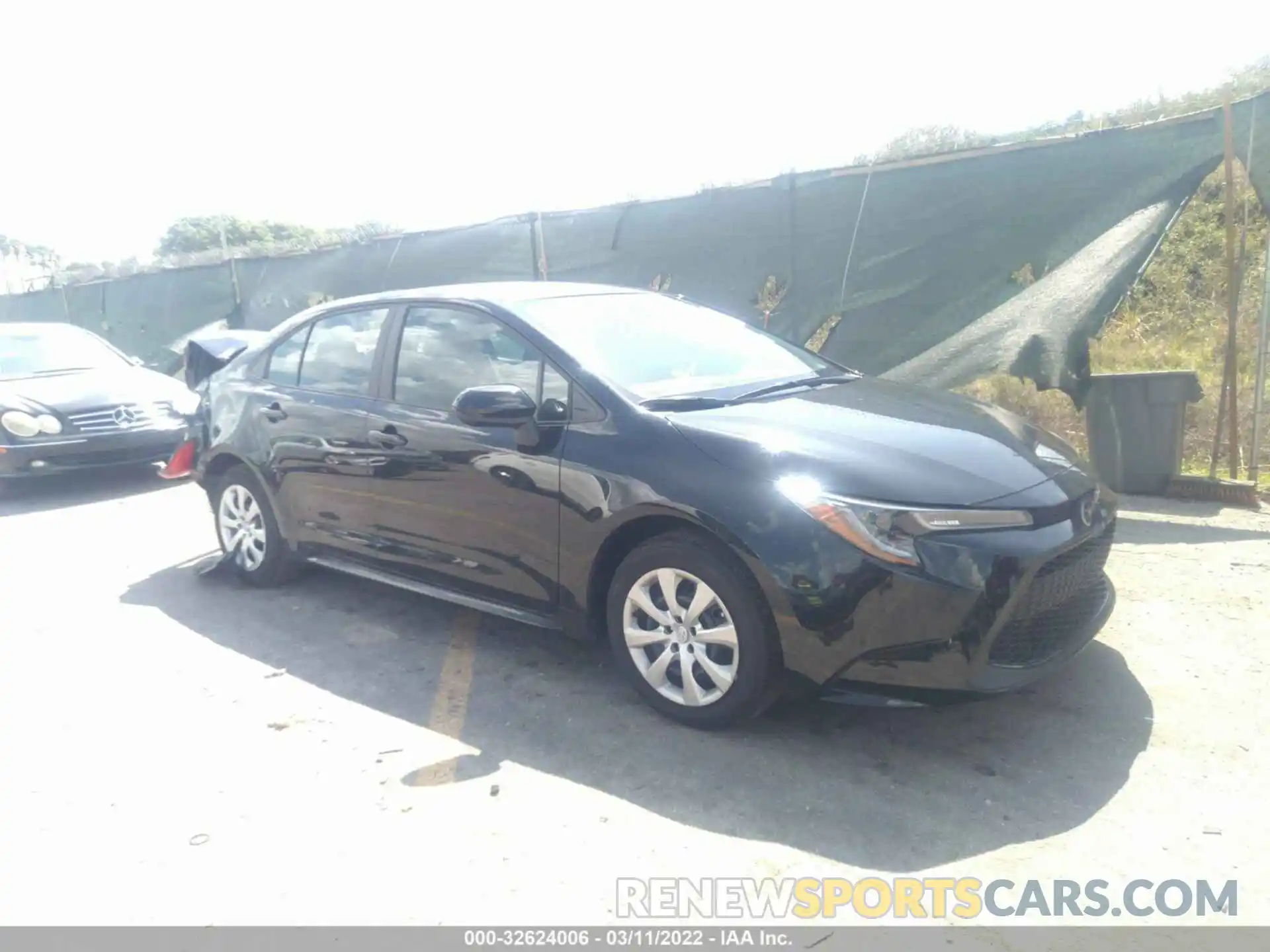 1 Photograph of a damaged car 5YFEPMAEXNP289582 TOYOTA COROLLA 2022