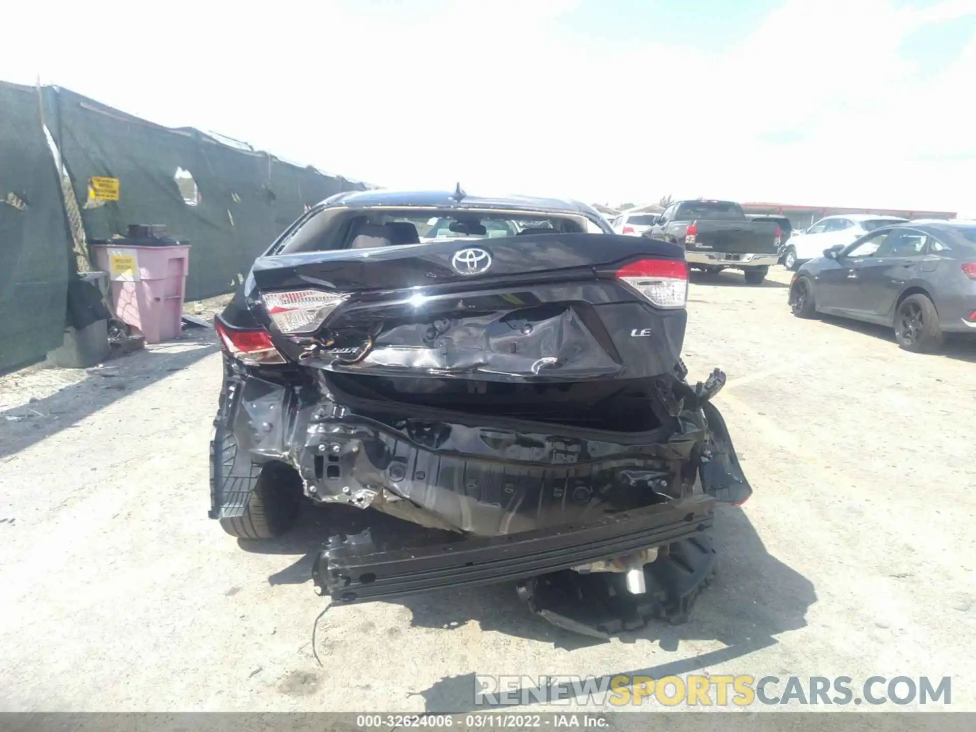 6 Photograph of a damaged car 5YFEPMAEXNP289582 TOYOTA COROLLA 2022