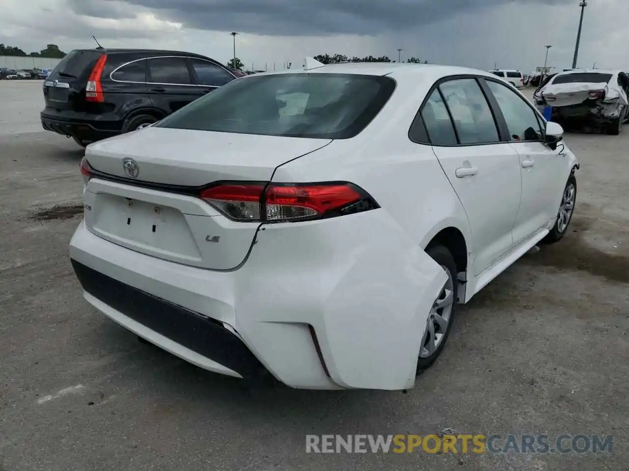 4 Photograph of a damaged car 5YFEPMAEXNP293664 TOYOTA COROLLA 2022