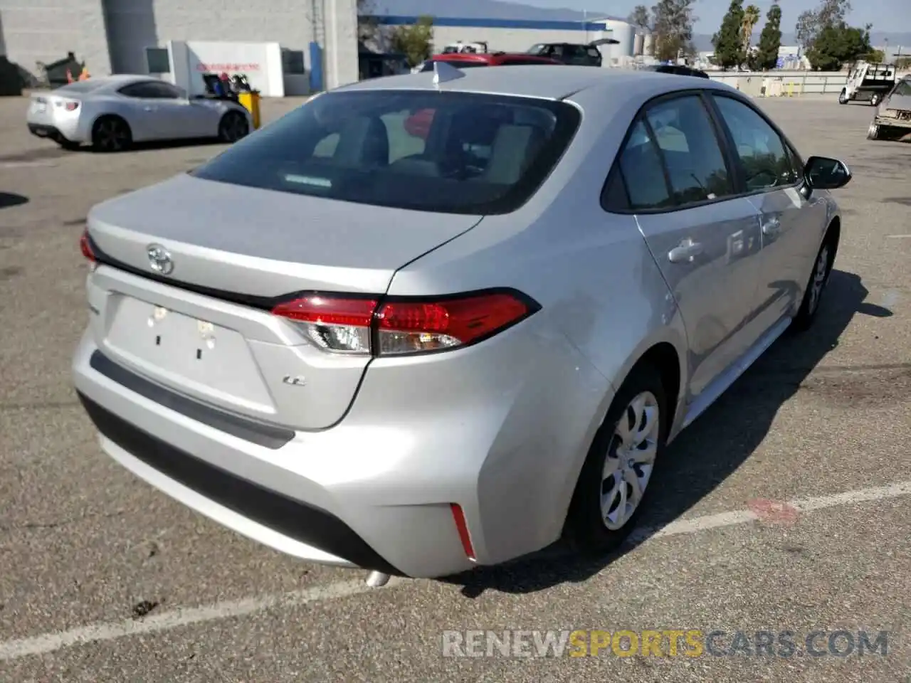 4 Photograph of a damaged car 5YFEPMAEXNP300449 TOYOTA COROLLA 2022