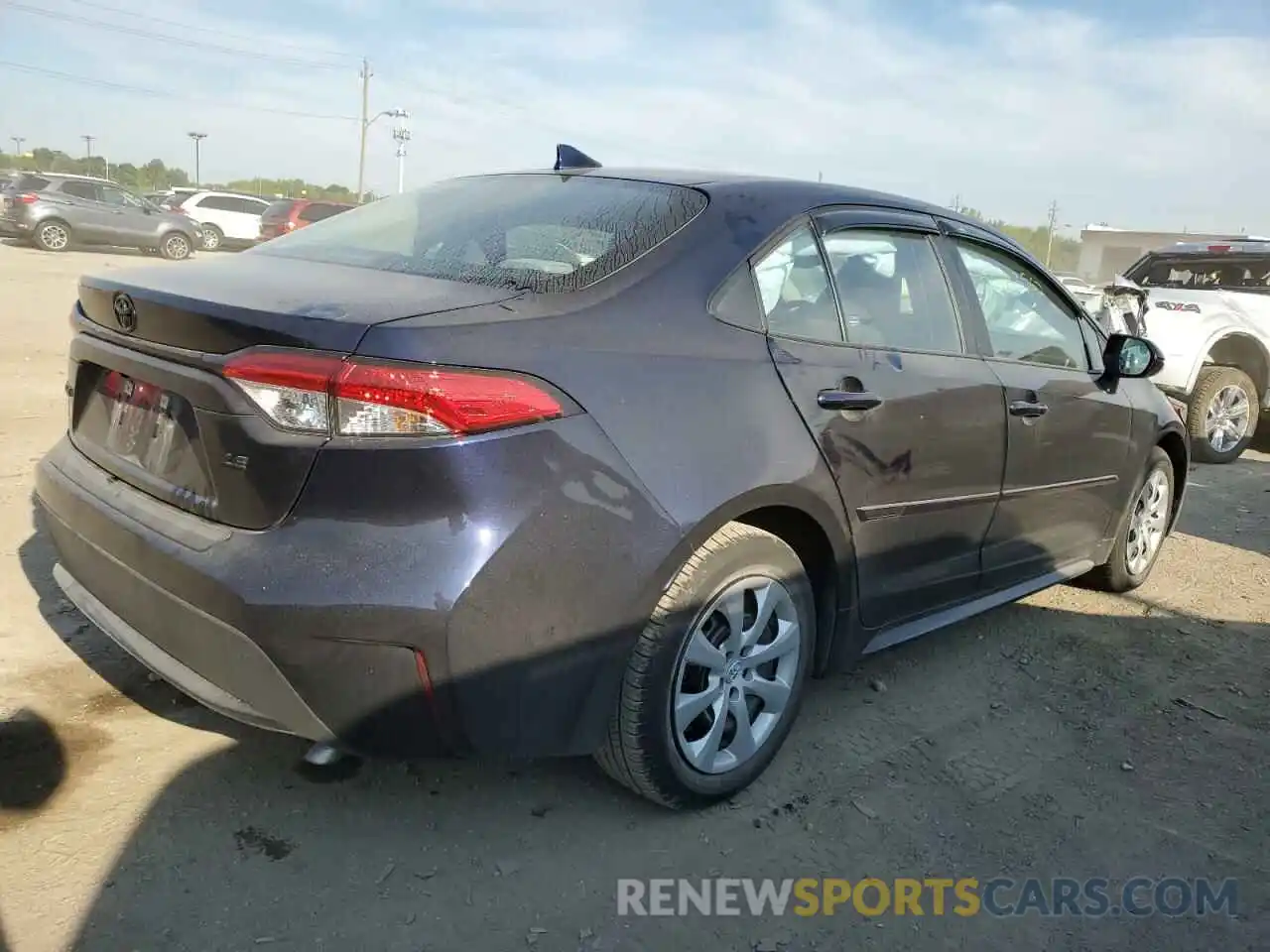 4 Photograph of a damaged car 5YFEPMAEXNP300760 TOYOTA COROLLA 2022