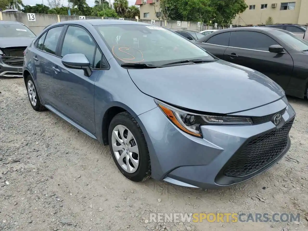 1 Photograph of a damaged car 5YFEPMAEXNP307370 TOYOTA COROLLA 2022