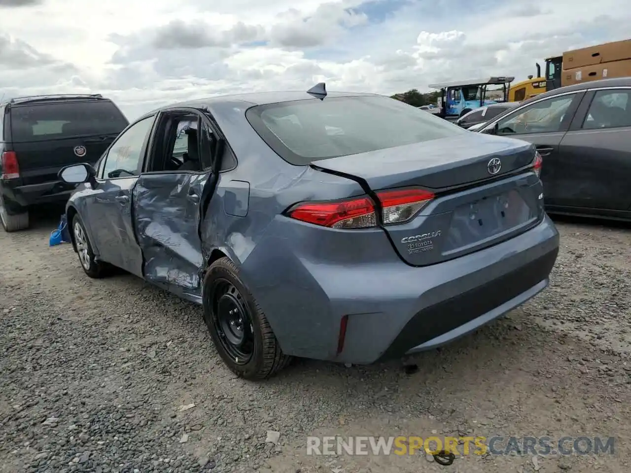 3 Photograph of a damaged car 5YFEPMAEXNP307370 TOYOTA COROLLA 2022