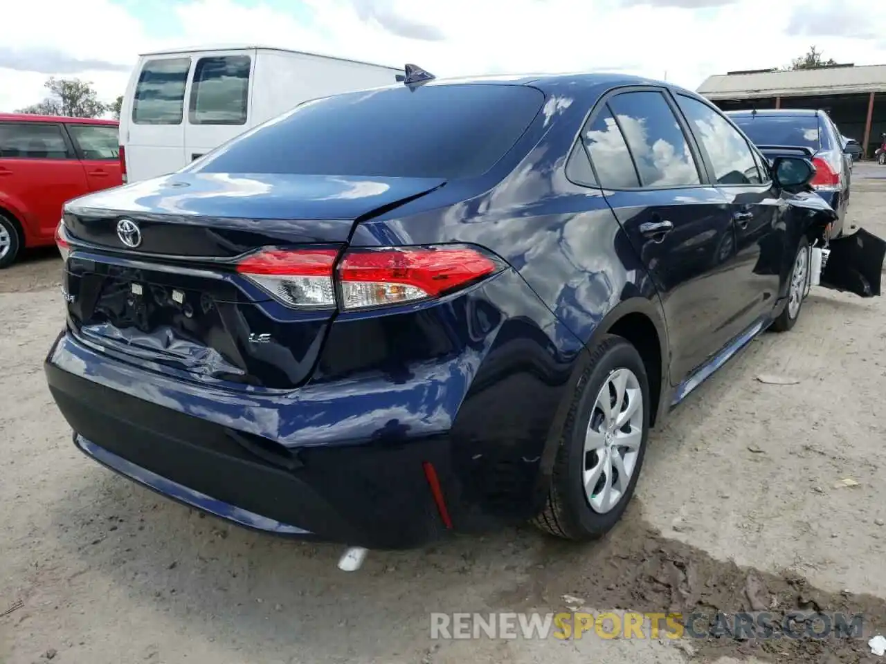 4 Photograph of a damaged car 5YFEPMAEXNP317266 TOYOTA COROLLA 2022