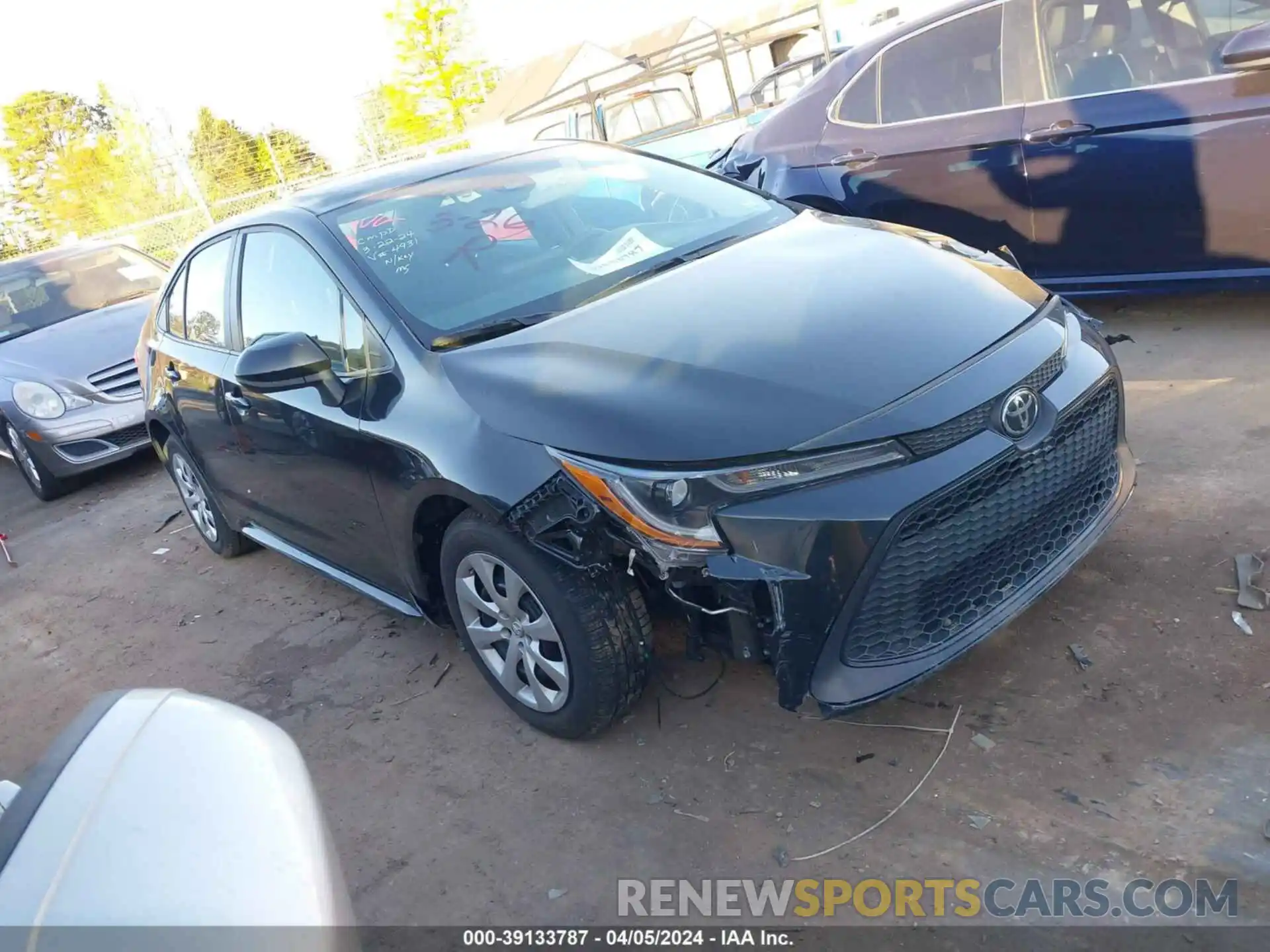 1 Photograph of a damaged car 5YFEPMAEXNP324931 TOYOTA COROLLA 2022