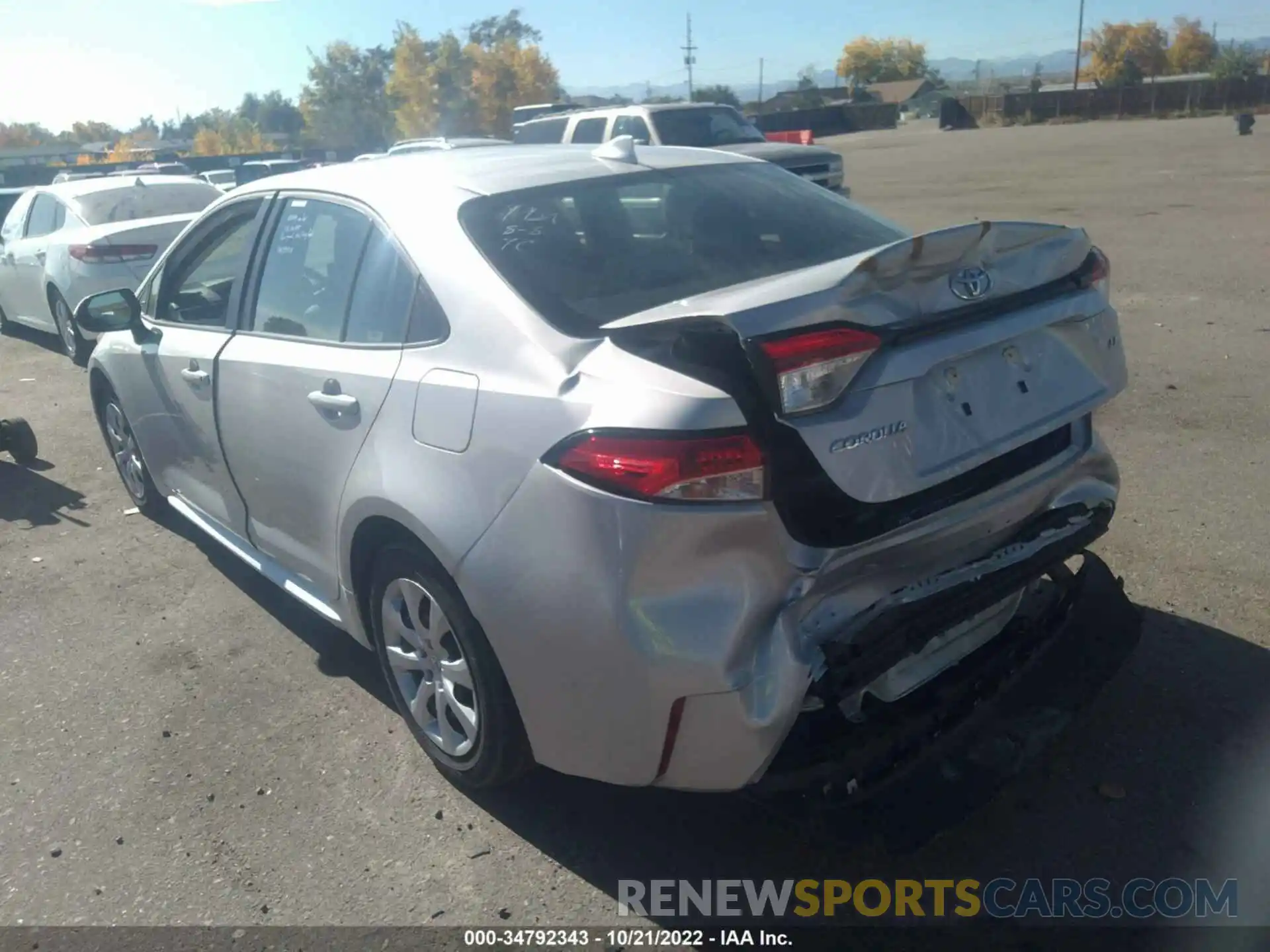 3 Photograph of a damaged car 5YFEPMAEXNP330003 TOYOTA COROLLA 2022