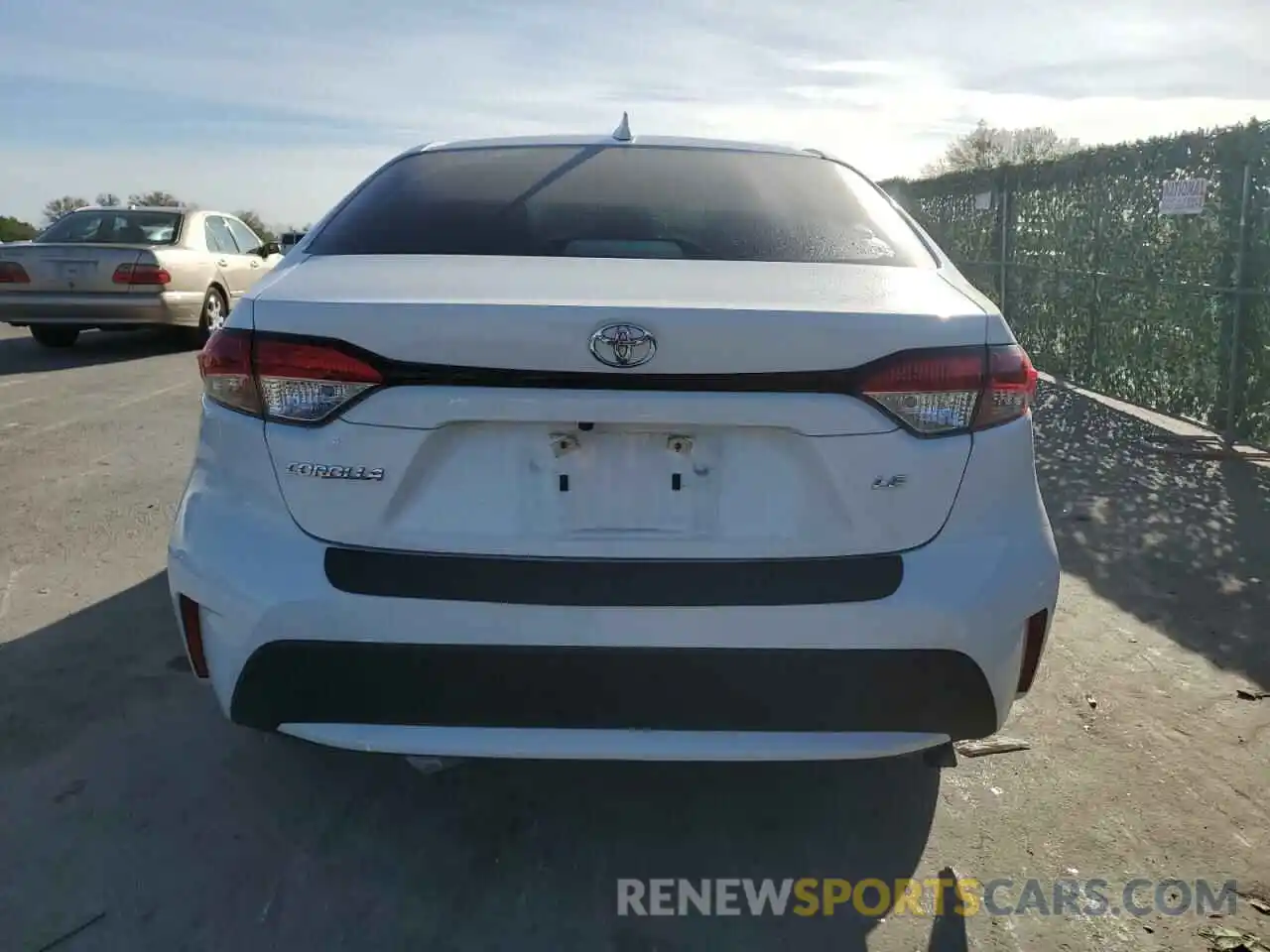 6 Photograph of a damaged car 5YFEPMAEXNP336190 TOYOTA COROLLA 2022