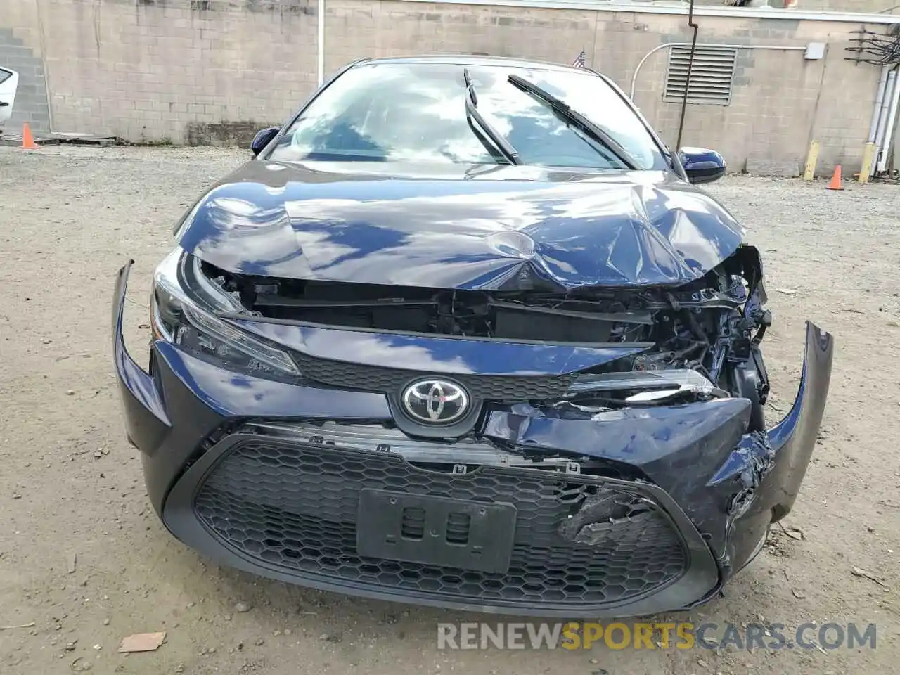 5 Photograph of a damaged car 5YFEPMAEXNP350882 TOYOTA COROLLA 2022