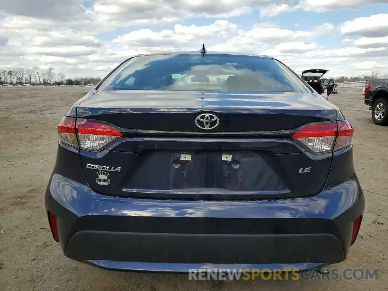 6 Photograph of a damaged car 5YFEPMAEXNP350882 TOYOTA COROLLA 2022