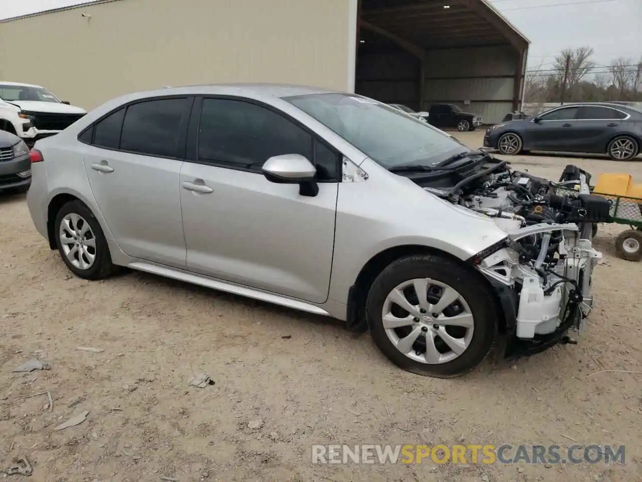 4 Photograph of a damaged car 5YFEPMAEXNP375040 TOYOTA COROLLA 2022