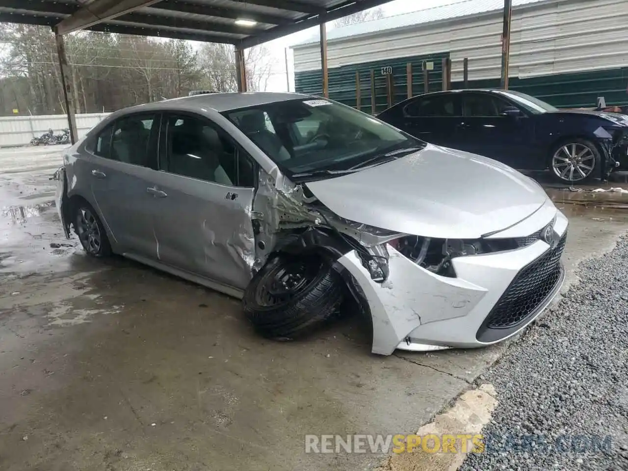 4 Photograph of a damaged car 5YFEPMAEXNP389603 TOYOTA COROLLA 2022