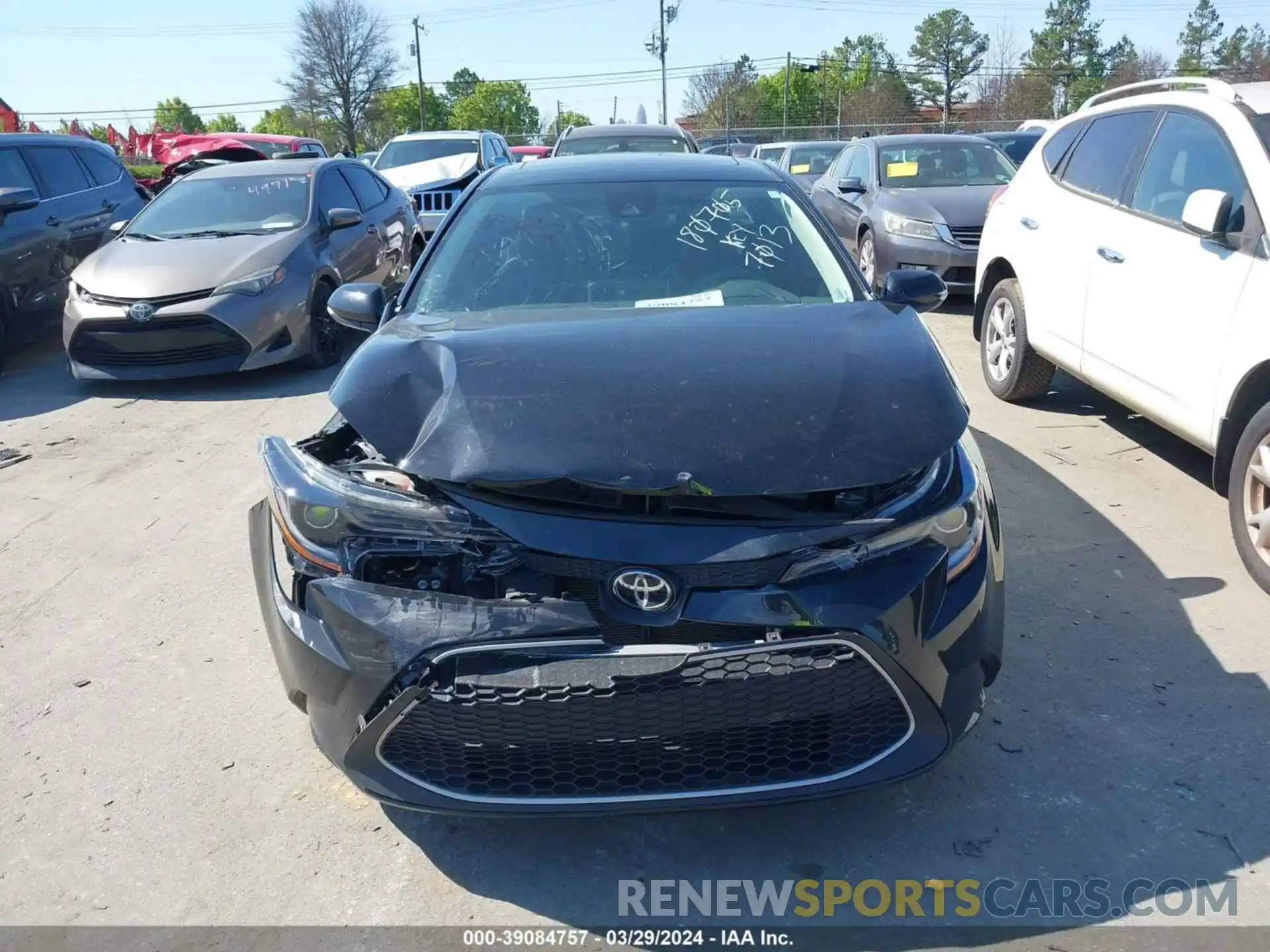 12 Photograph of a damaged car 5YFFPMAEXNP357013 TOYOTA COROLLA 2022