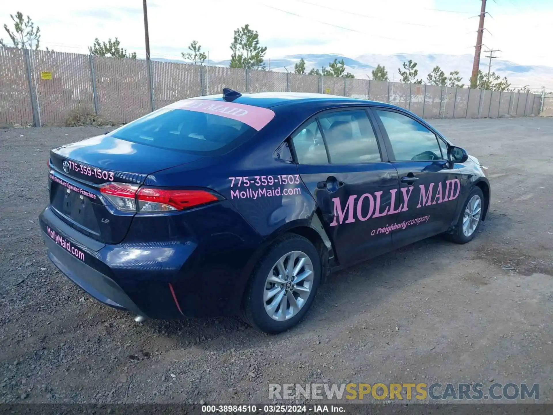 4 Photograph of a damaged car 5YFHPMAE4NP381428 TOYOTA COROLLA 2022