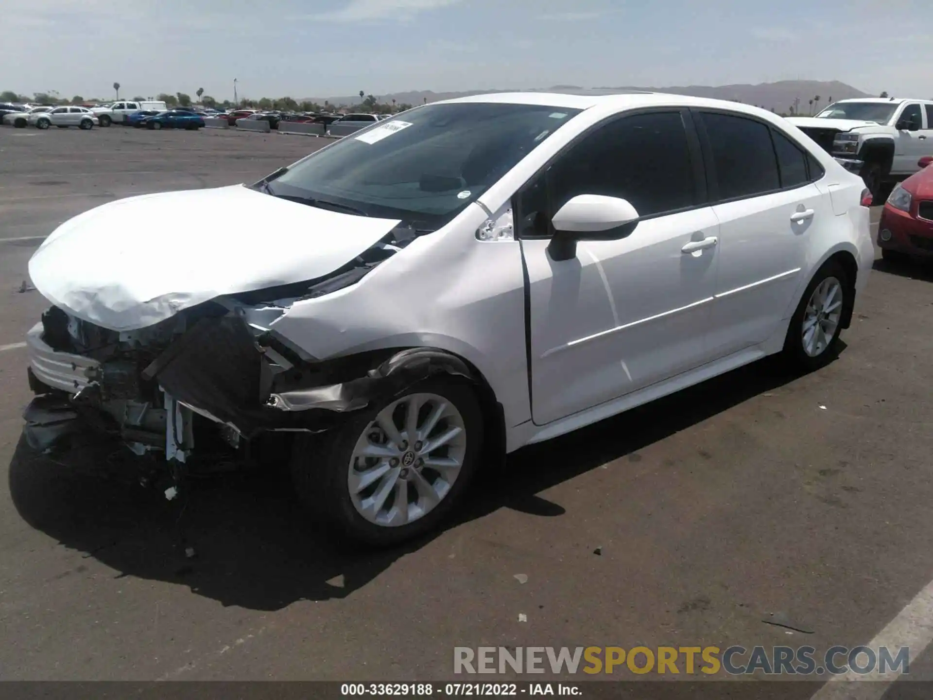 2 Photograph of a damaged car 5YFHPMAE5NP301862 TOYOTA COROLLA 2022