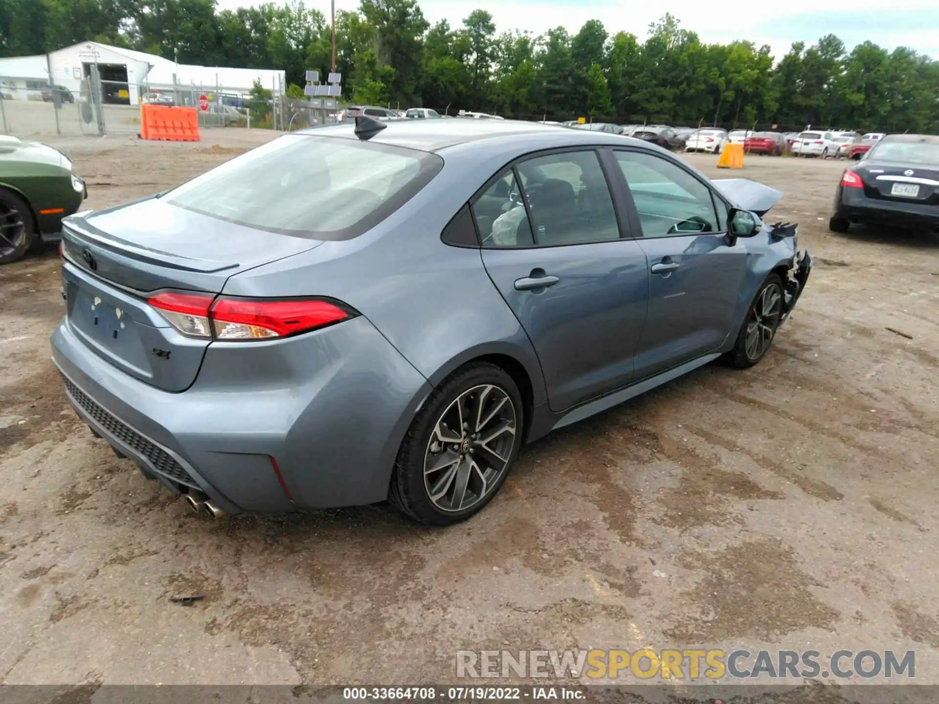 4 Photograph of a damaged car 5YFP4MCE0NP115664 TOYOTA COROLLA 2022