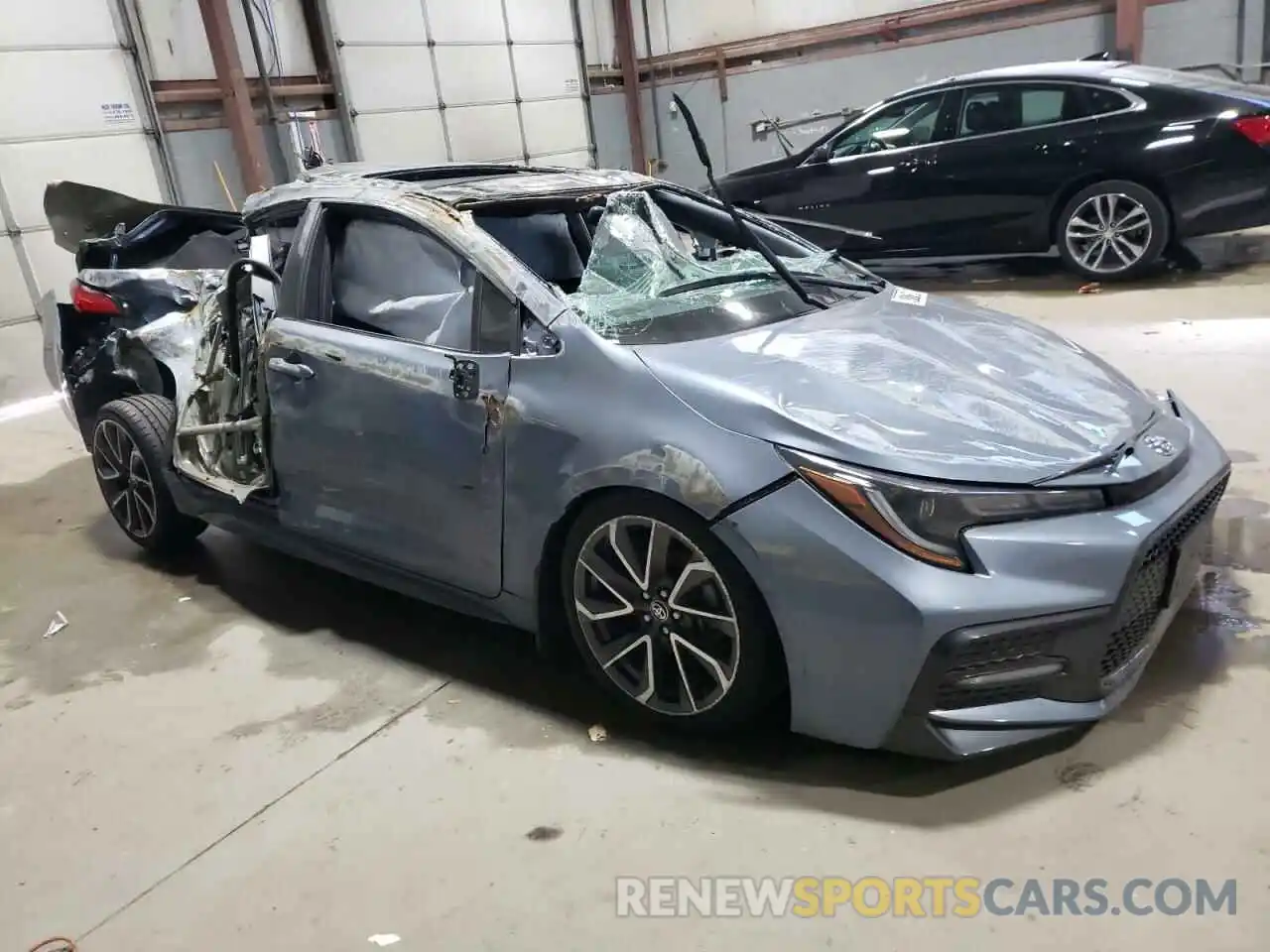 4 Photograph of a damaged car 5YFP4MCE2NP123233 TOYOTA COROLLA 2022