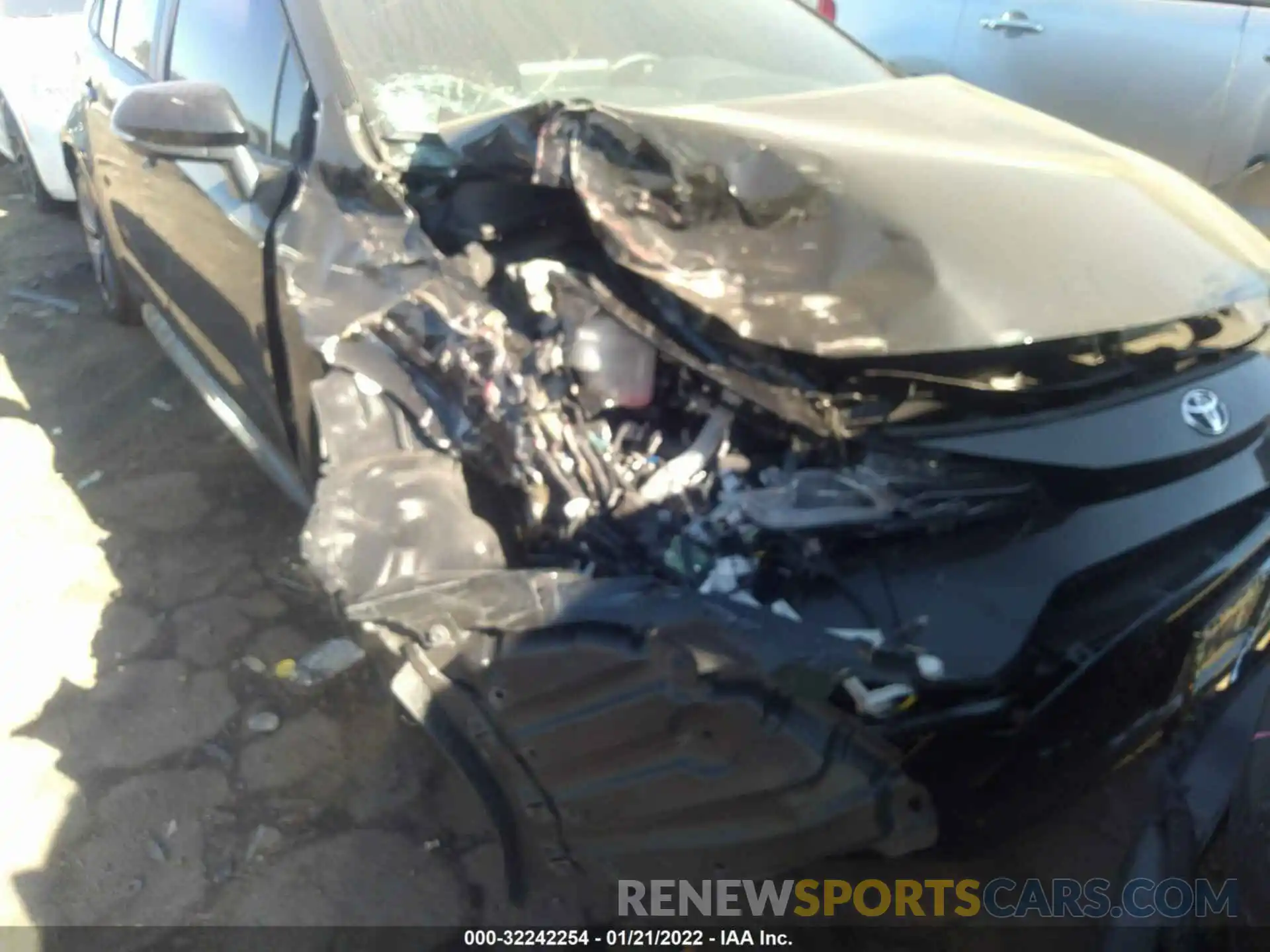 6 Photograph of a damaged car 5YFP4MCE8NP102547 TOYOTA COROLLA 2022