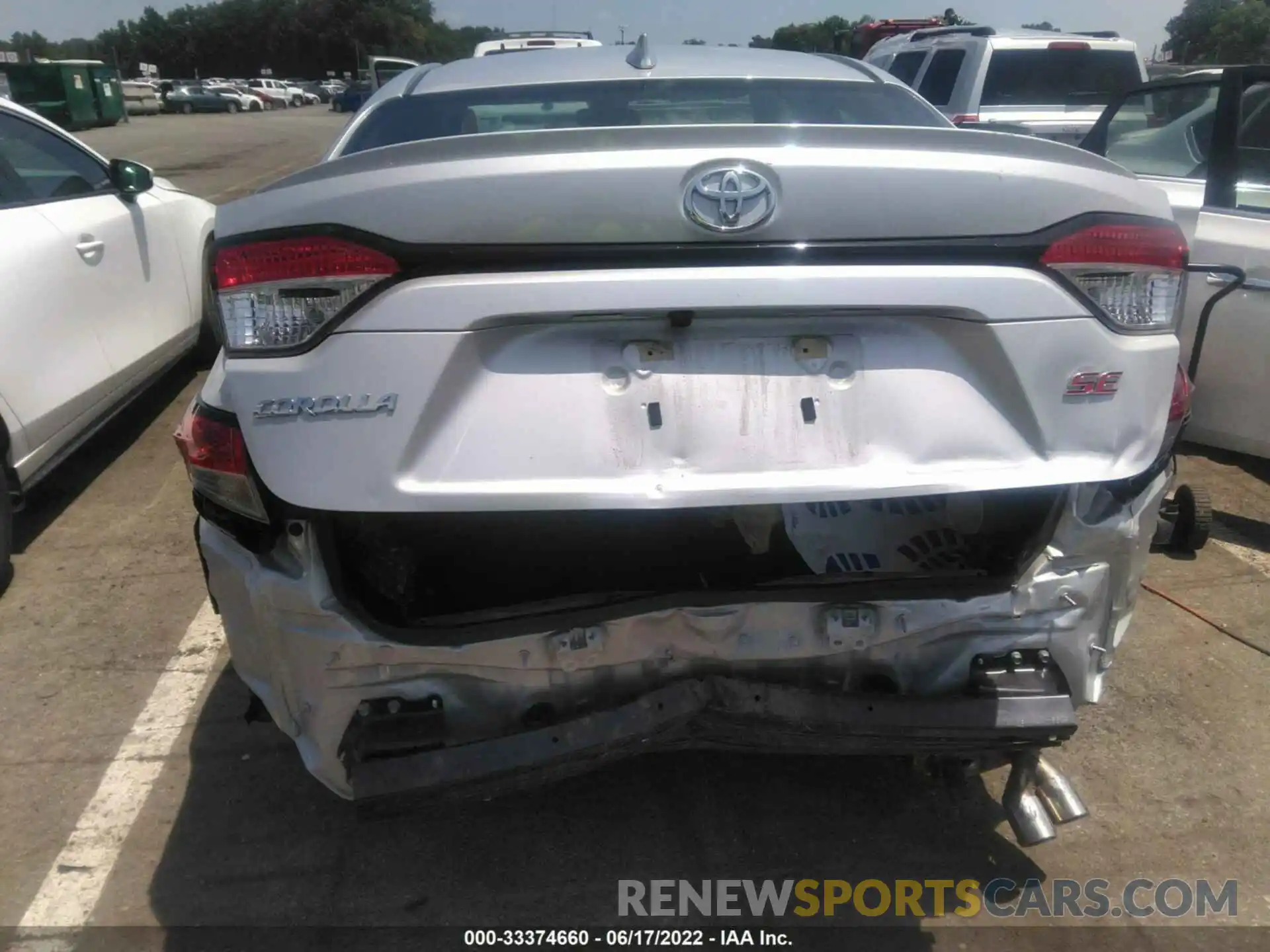 6 Photograph of a damaged car 5YFS4MCE0NP097953 TOYOTA COROLLA 2022