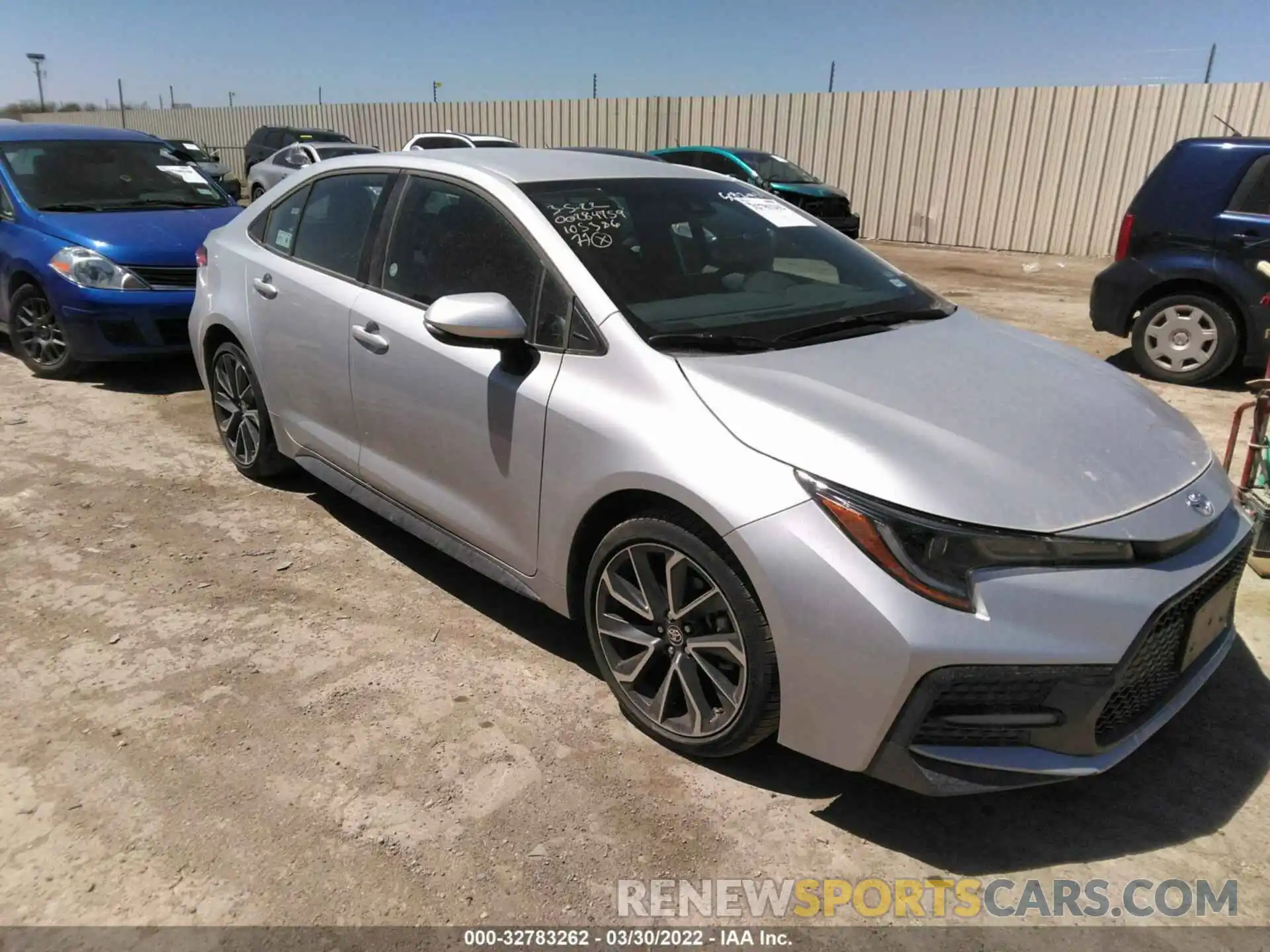 1 Photograph of a damaged car 5YFS4MCE0NP105386 TOYOTA COROLLA 2022