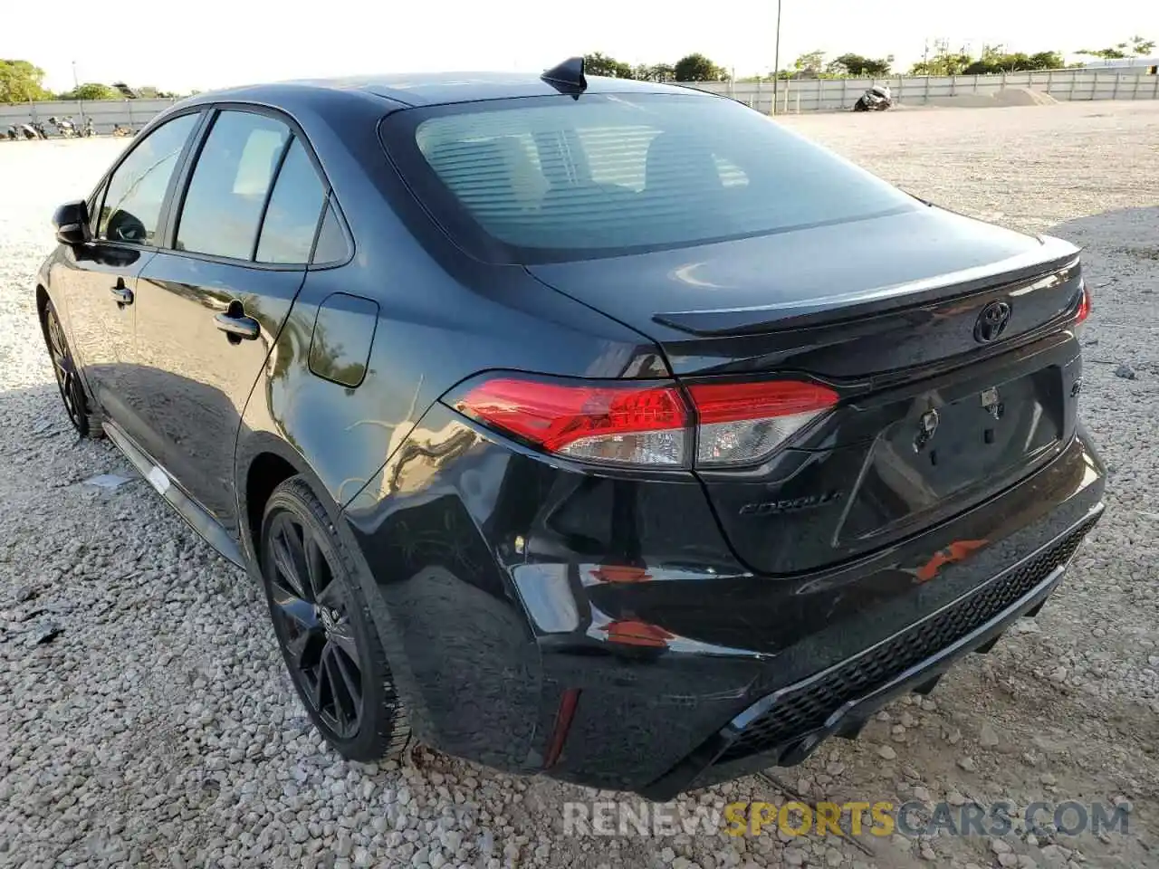 3 Photograph of a damaged car 5YFS4MCE0NP129428 TOYOTA COROLLA 2022