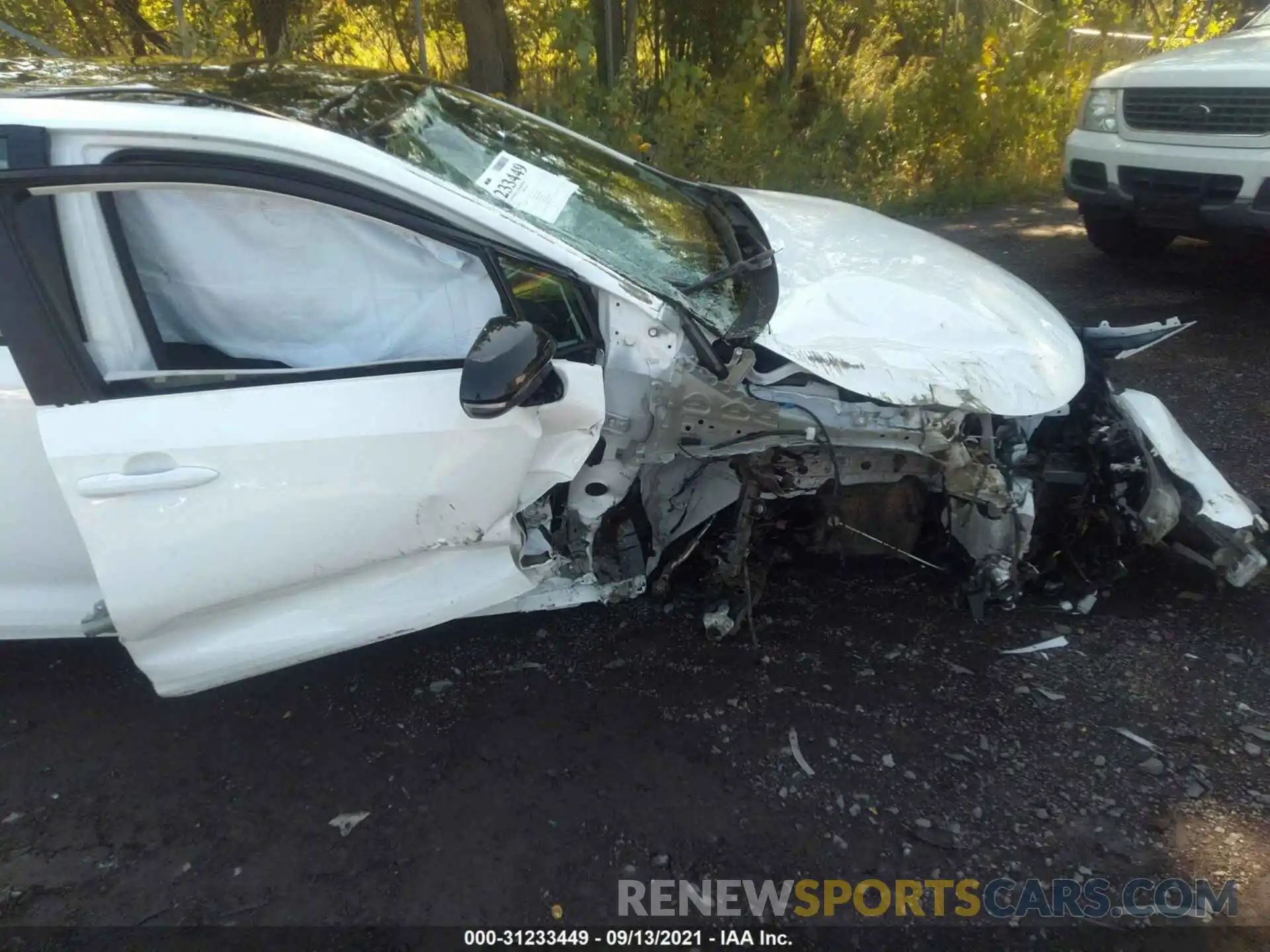 6 Photograph of a damaged car 5YFS4MCE1NP100598 TOYOTA COROLLA 2022