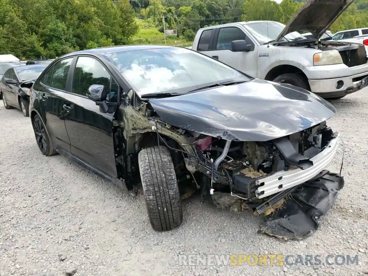 1 Photograph of a damaged car 5YFS4MCE1NP101198 TOYOTA COROLLA 2022