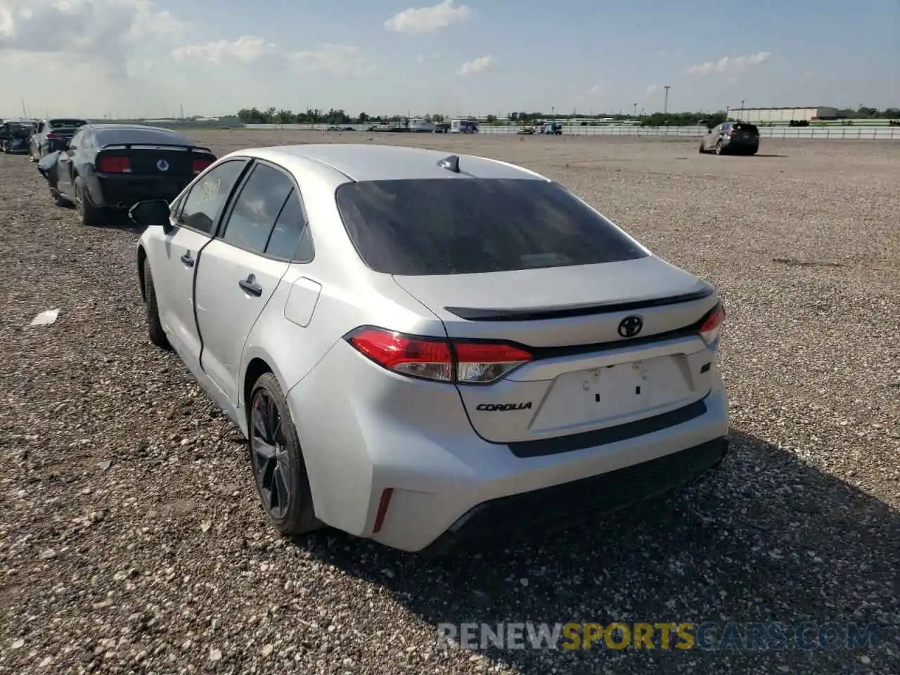 3 Photograph of a damaged car 5YFS4MCE1NP115022 TOYOTA COROLLA 2022