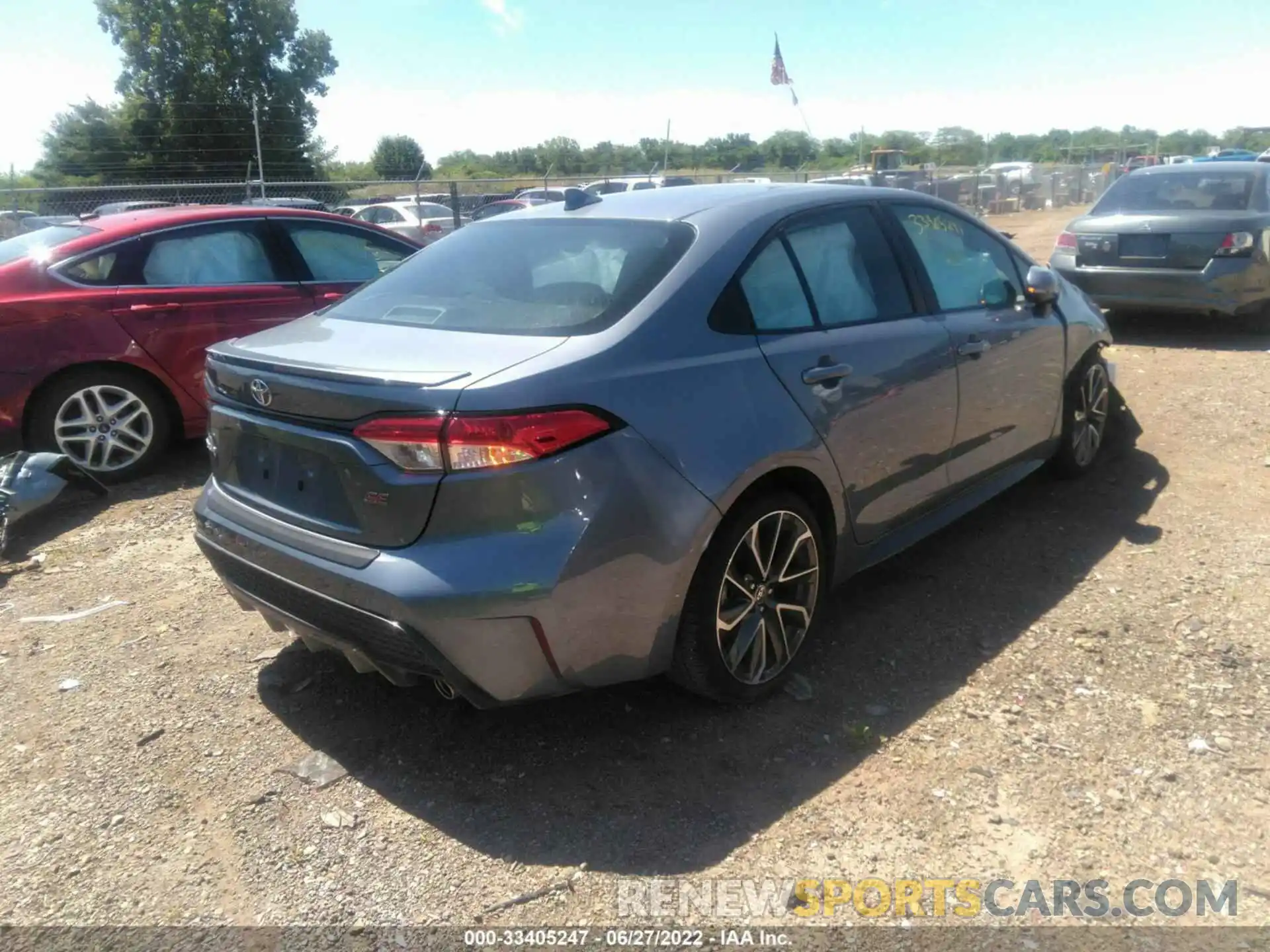 4 Photograph of a damaged car 5YFS4MCE2NP108452 TOYOTA COROLLA 2022