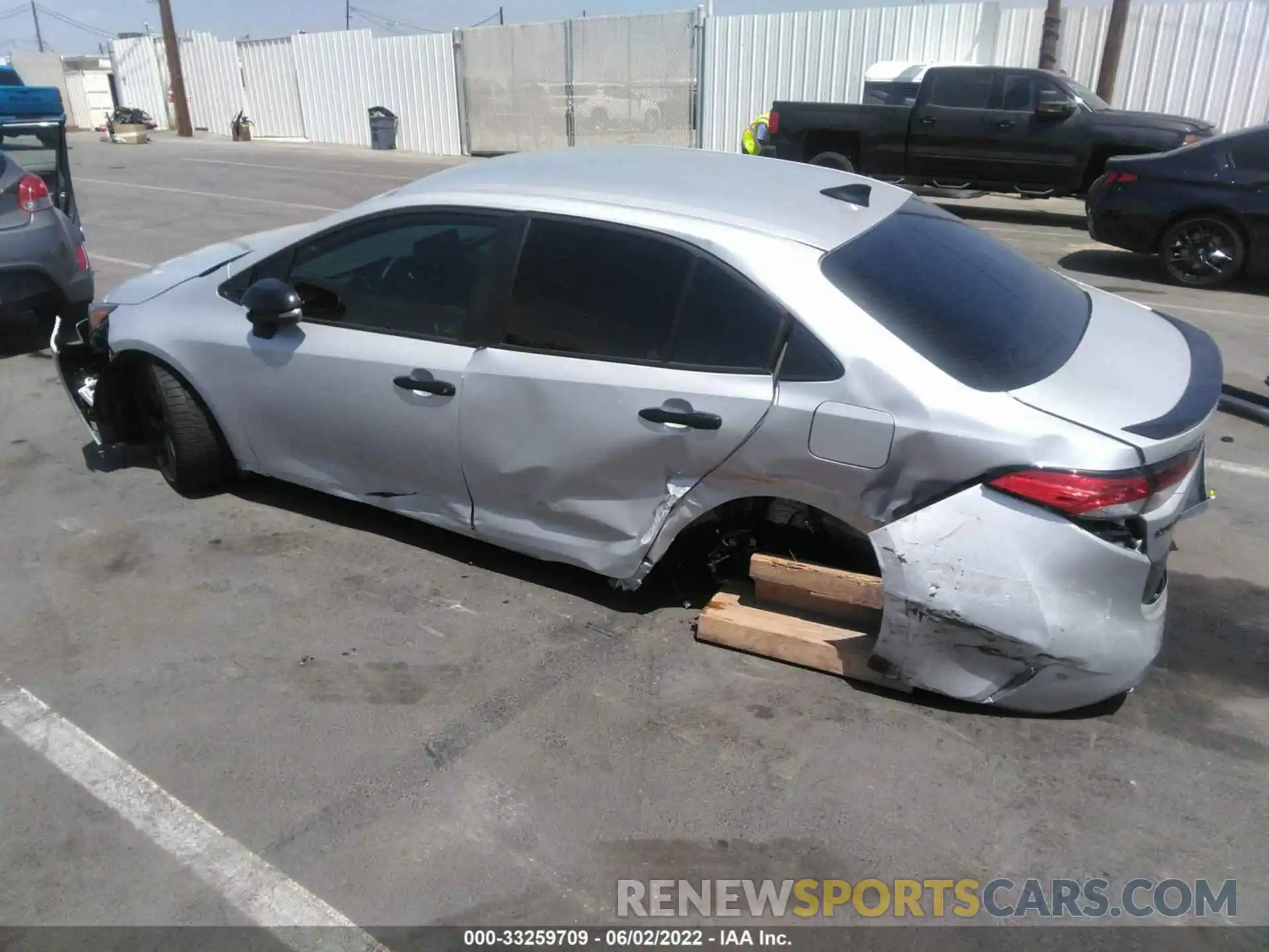 3 Photograph of a damaged car 5YFS4MCE2NP116423 TOYOTA COROLLA 2022