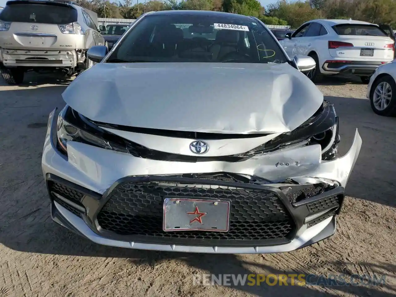 5 Photograph of a damaged car 5YFS4MCE3NP102062 TOYOTA COROLLA 2022