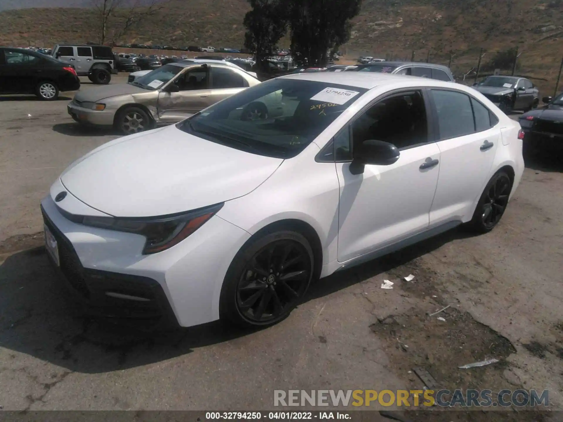 2 Photograph of a damaged car 5YFS4MCE3NP103115 TOYOTA COROLLA 2022