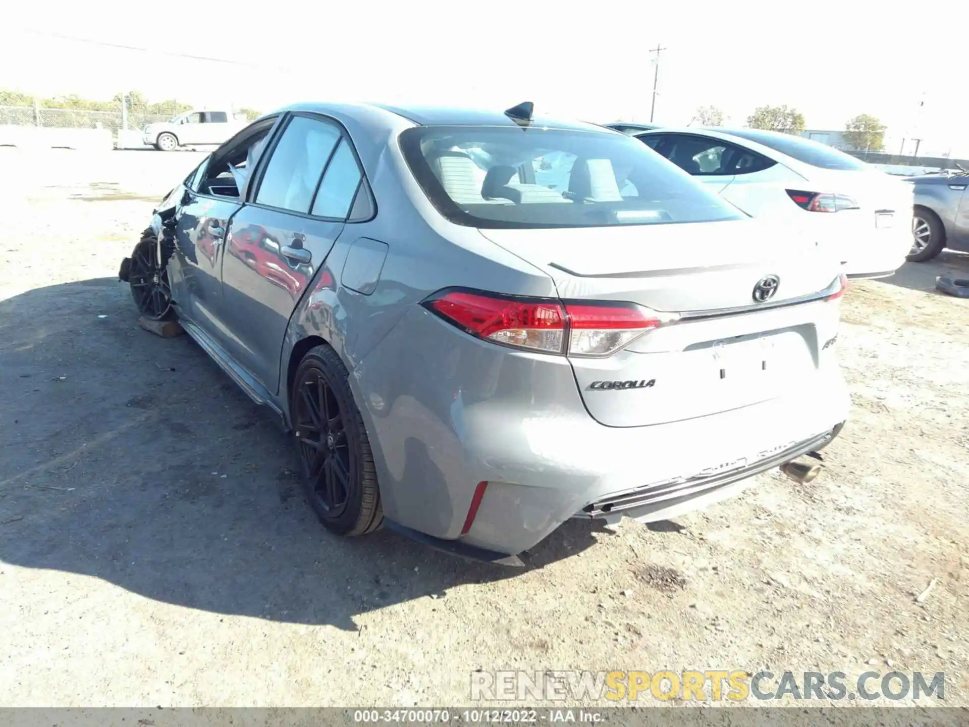 3 Photograph of a damaged car 5YFS4MCE3NP109884 TOYOTA COROLLA 2022