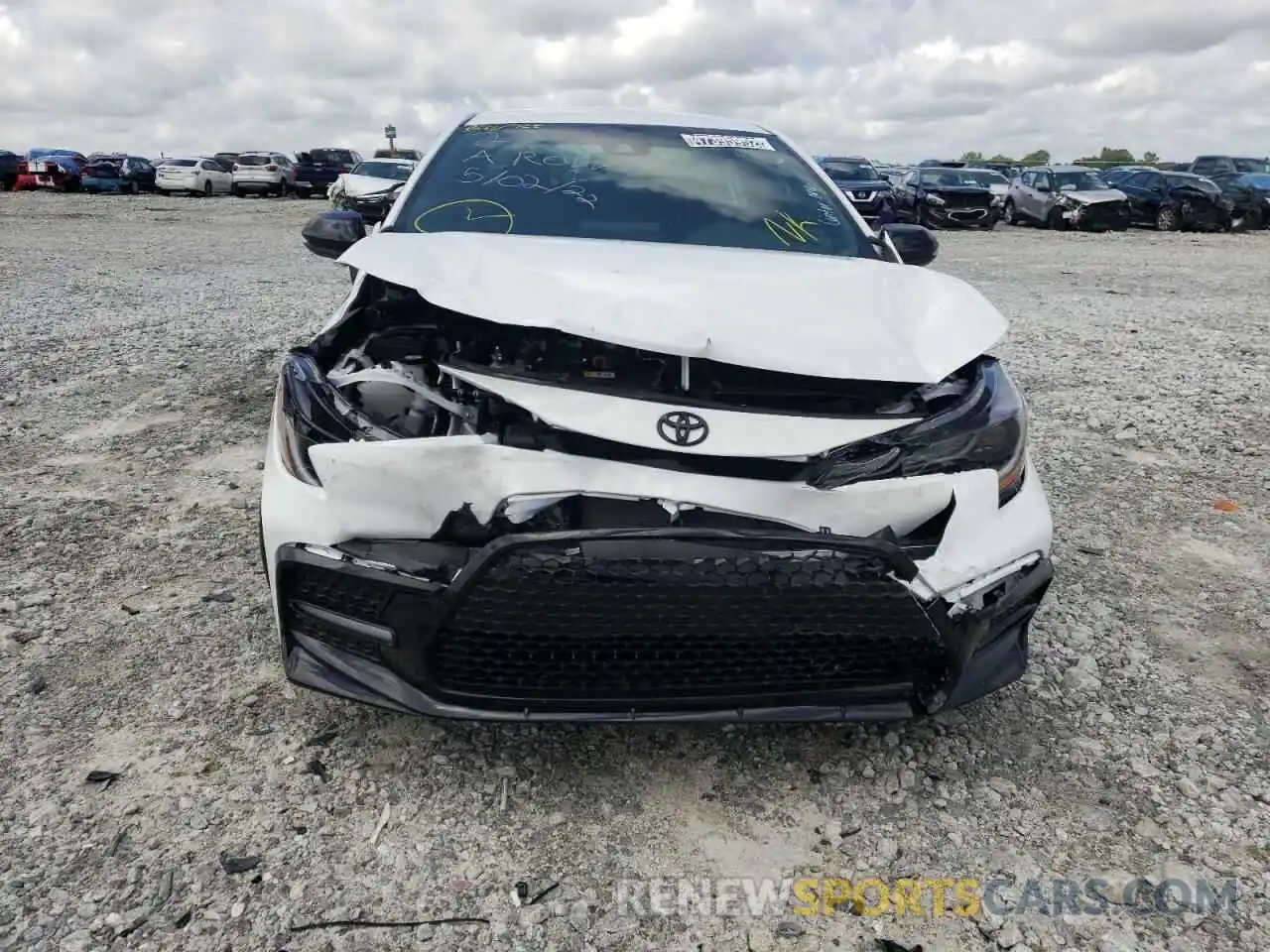 9 Photograph of a damaged car 5YFS4MCE3NP112736 TOYOTA COROLLA 2022